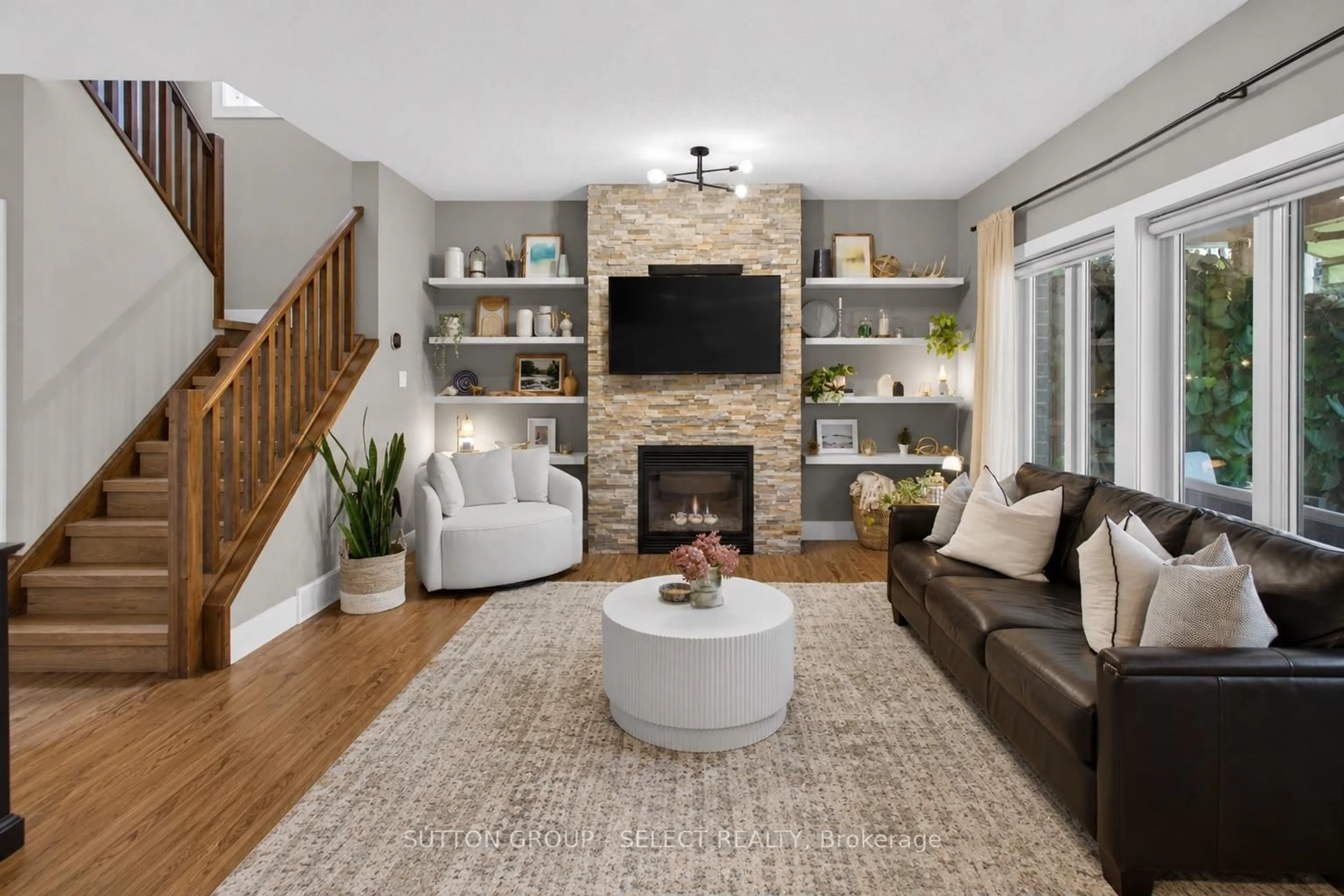 Living room with furniture, unknown for 1445 Riverbend Rd, London South Ontario N6K 0E7