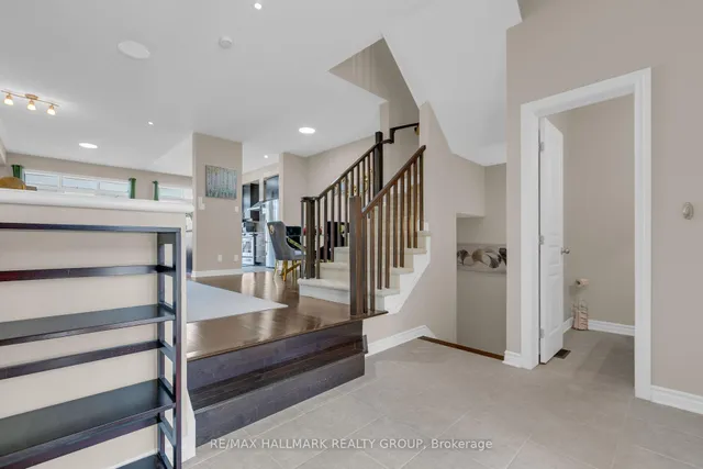 1125 Tischart Cres, Ottawa 2