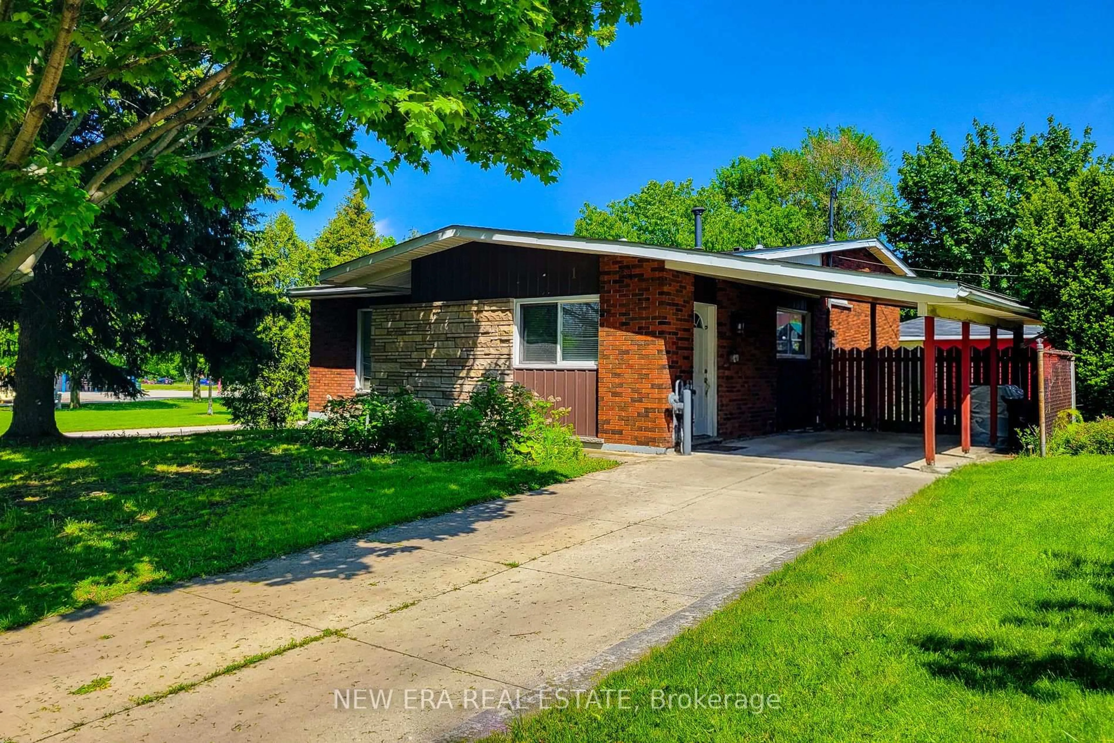 Home with brick exterior material, street for 1 Vera Crt, Hamilton Ontario L8K 4G7