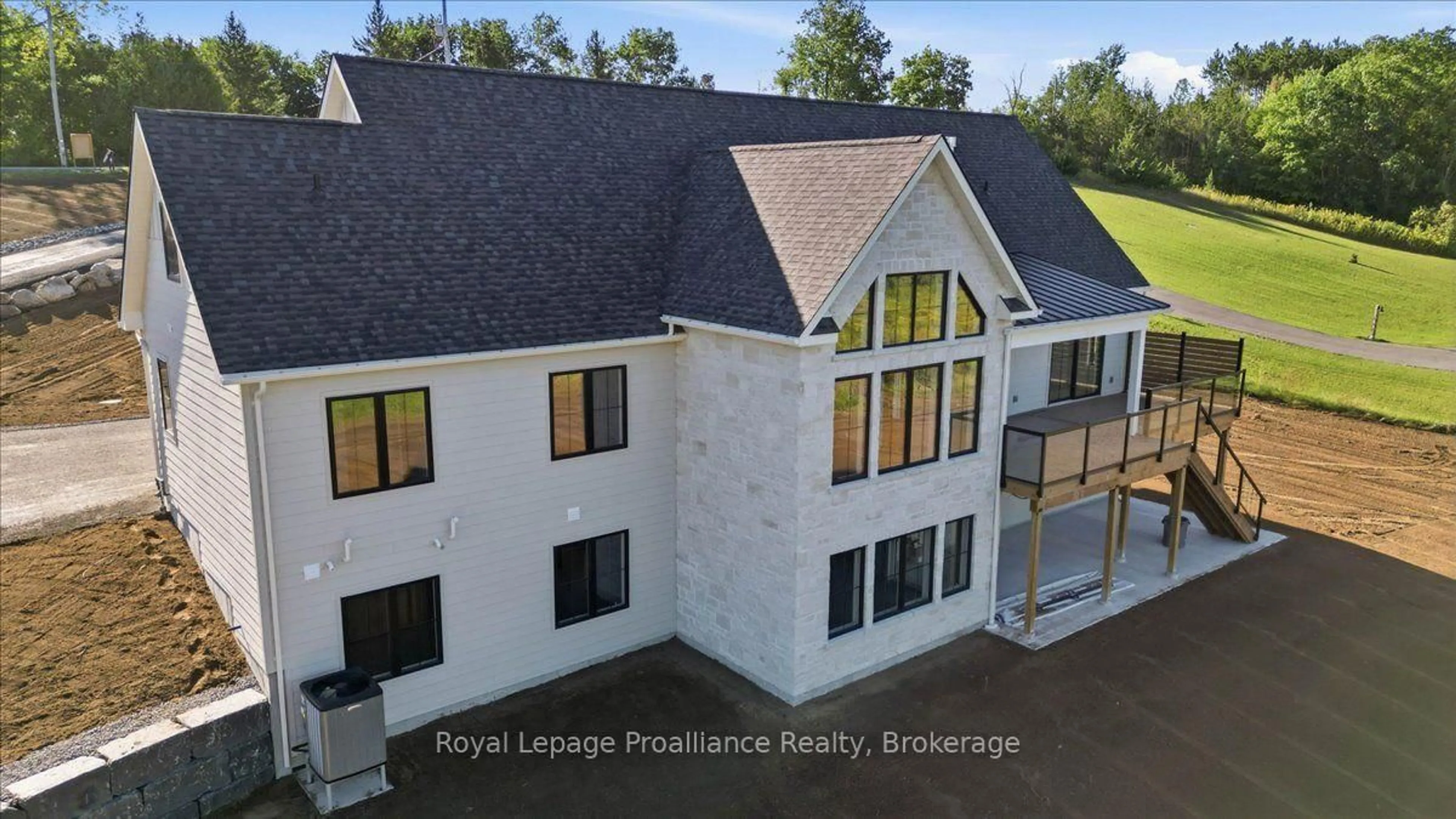 A pic from outside/outdoor area/front of a property/back of a property/a pic from drone, building for 1567 Clearview Rd, Belleville Ontario K0K 2Y0