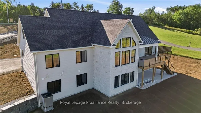 1567 Clearview Rd, Belleville