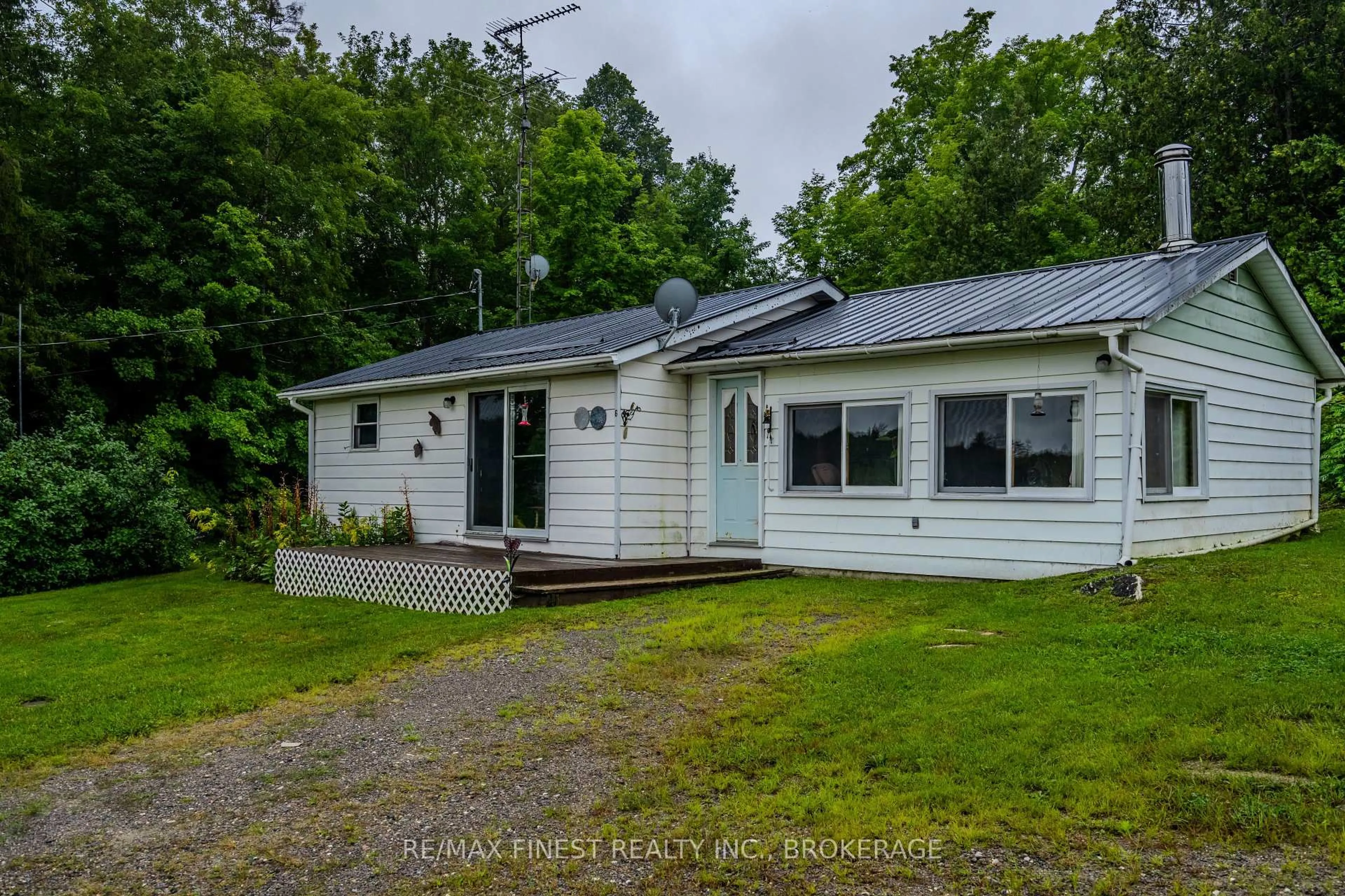 A pic from outside/outdoor area/front of a property/back of a property/a pic from drone, unknown for 1177 Mountain Rd, Plevna Ontario K0H 2M0