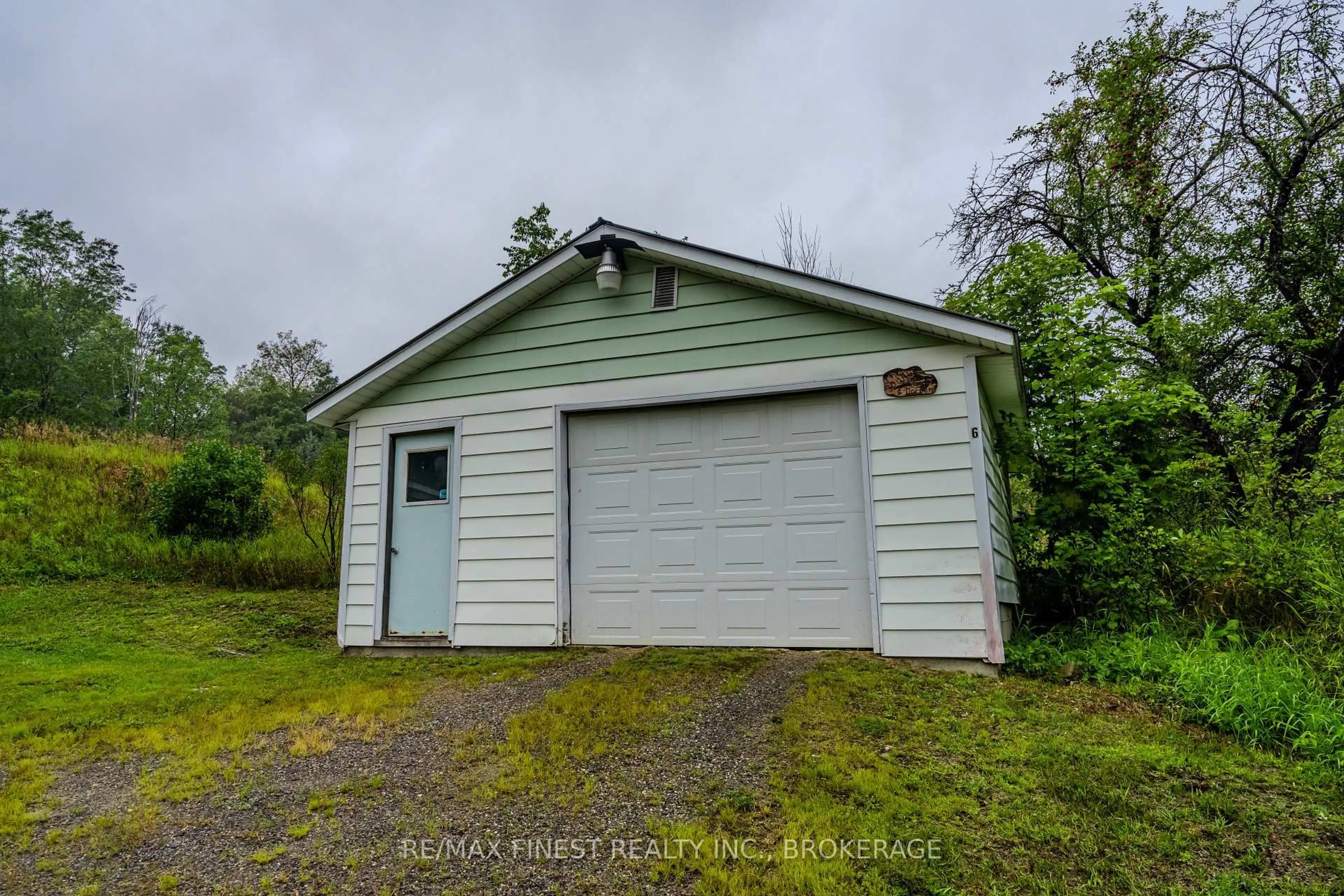 Shed for 1177 Mountain Rd, Plevna Ontario K0H 2M0