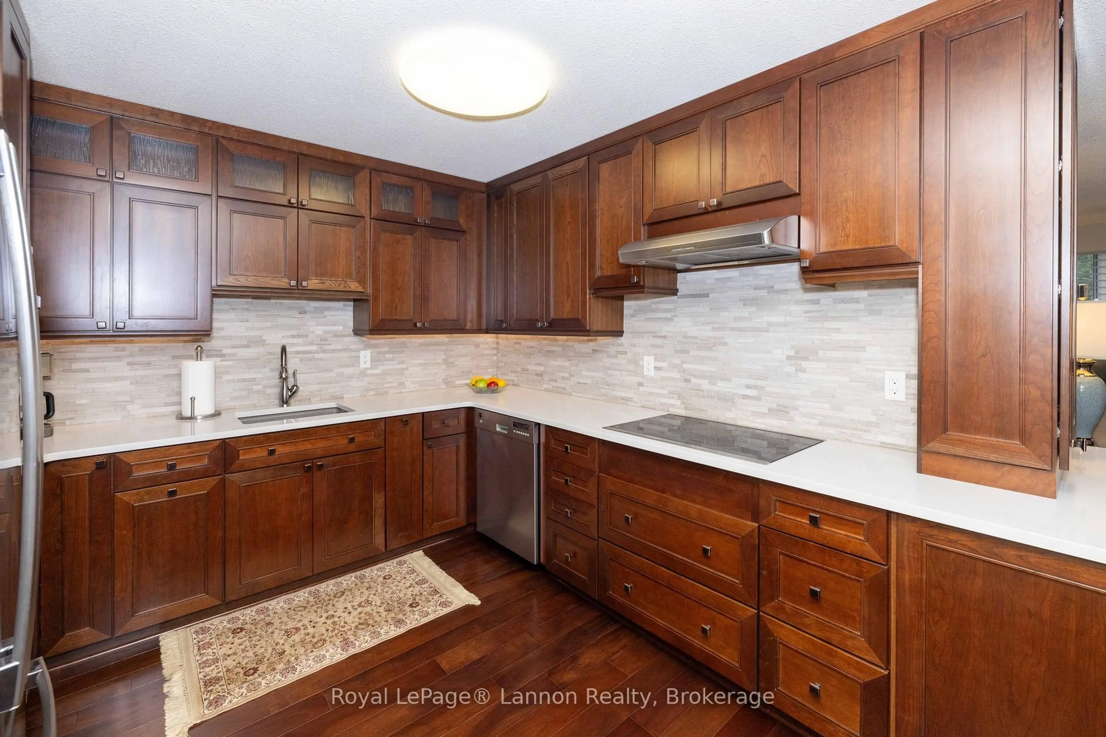 Unknown for 500 TOLEDO St #303, Thunder Bay Ontario P7A 8A6