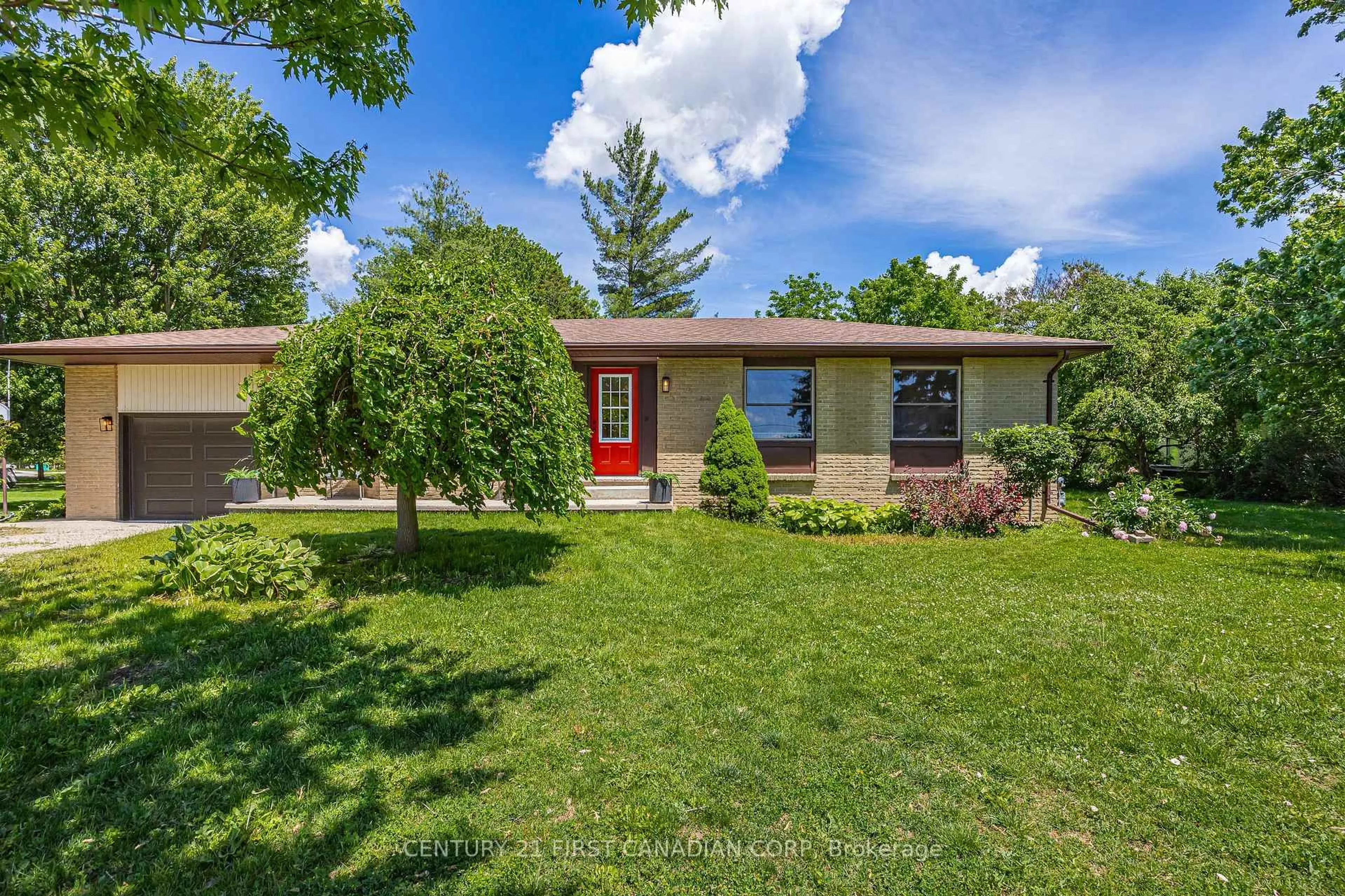 Unknown for 34314 Denfield Rd, Lucan Biddulph Ontario N0M 2J0