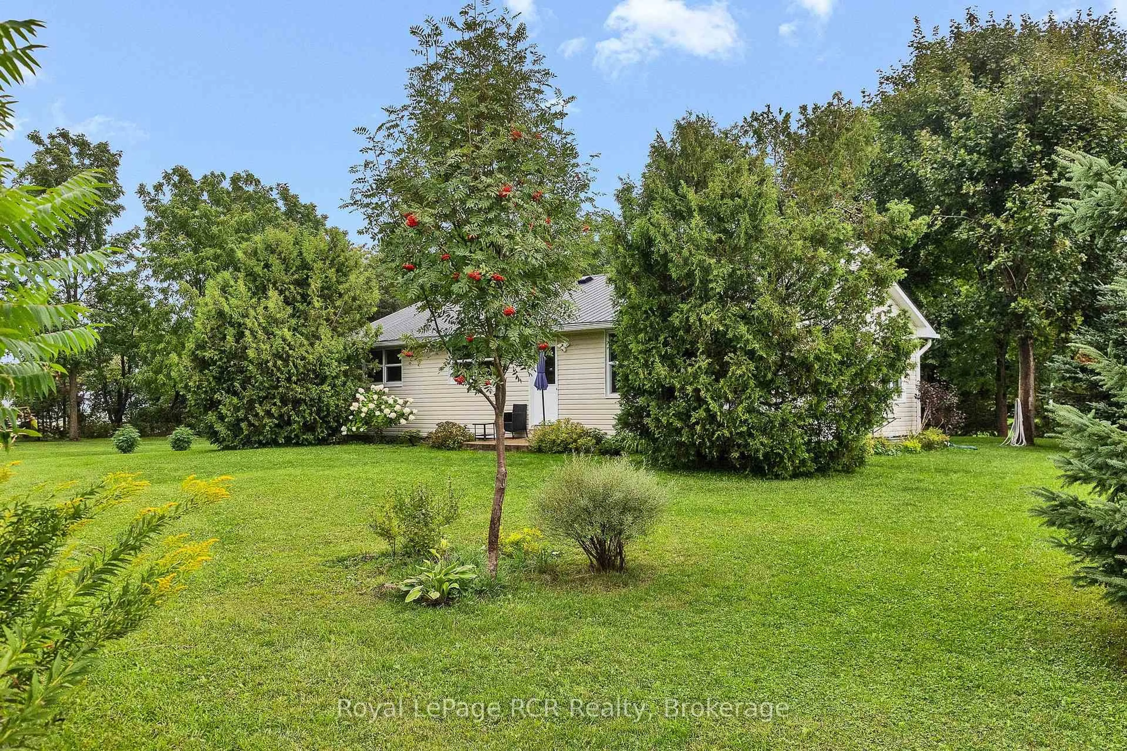 A pic from outside/outdoor area/front of a property/back of a property/a pic from drone, forest/trees view for 046285 Old Mail Rd, Meaford Ontario N4L 1W7