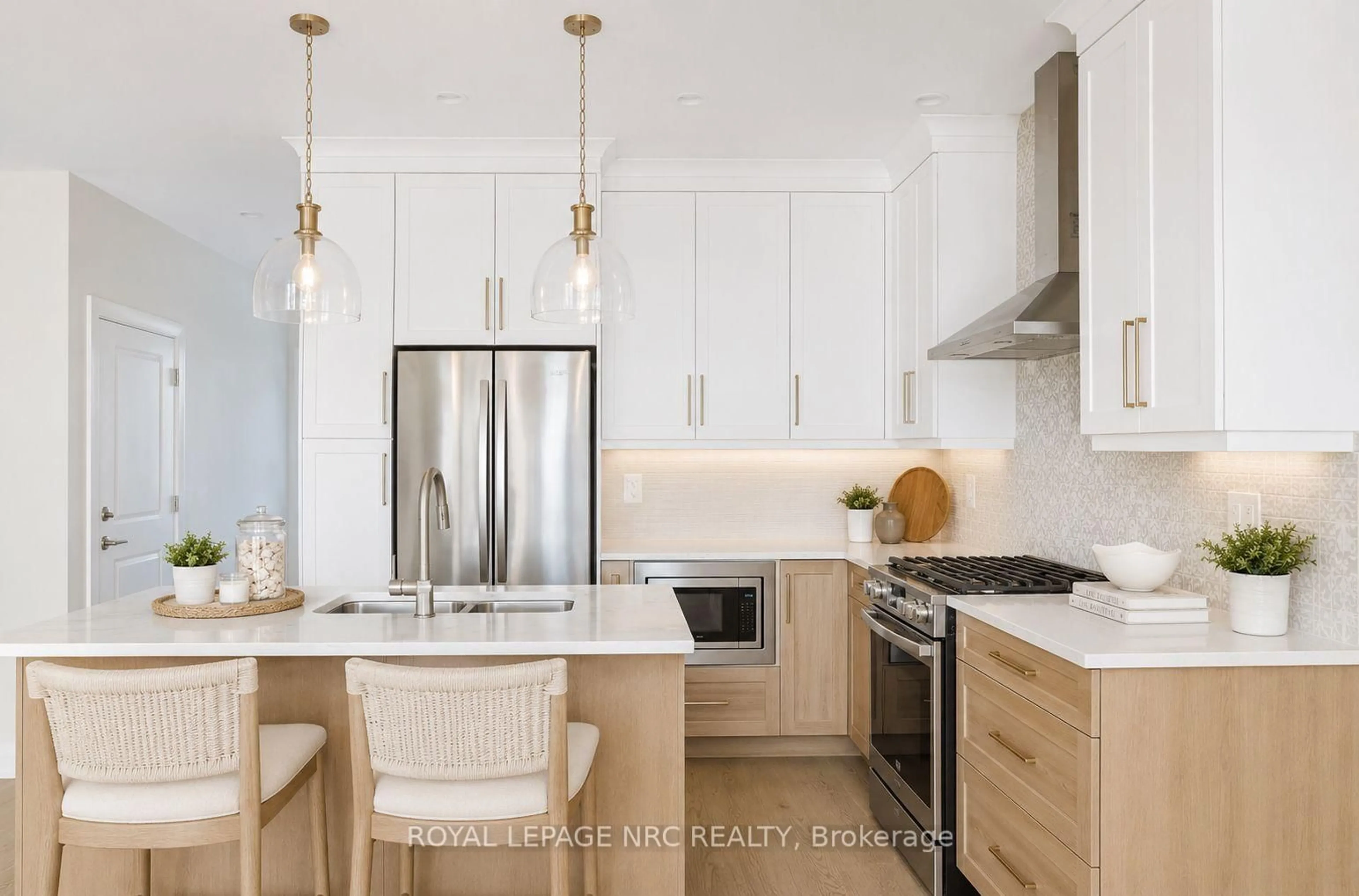 Contemporary kitchen, unknown for Lot 41 (#517) Mississauga Ave, Fort Erie Ontario L2A 1C2