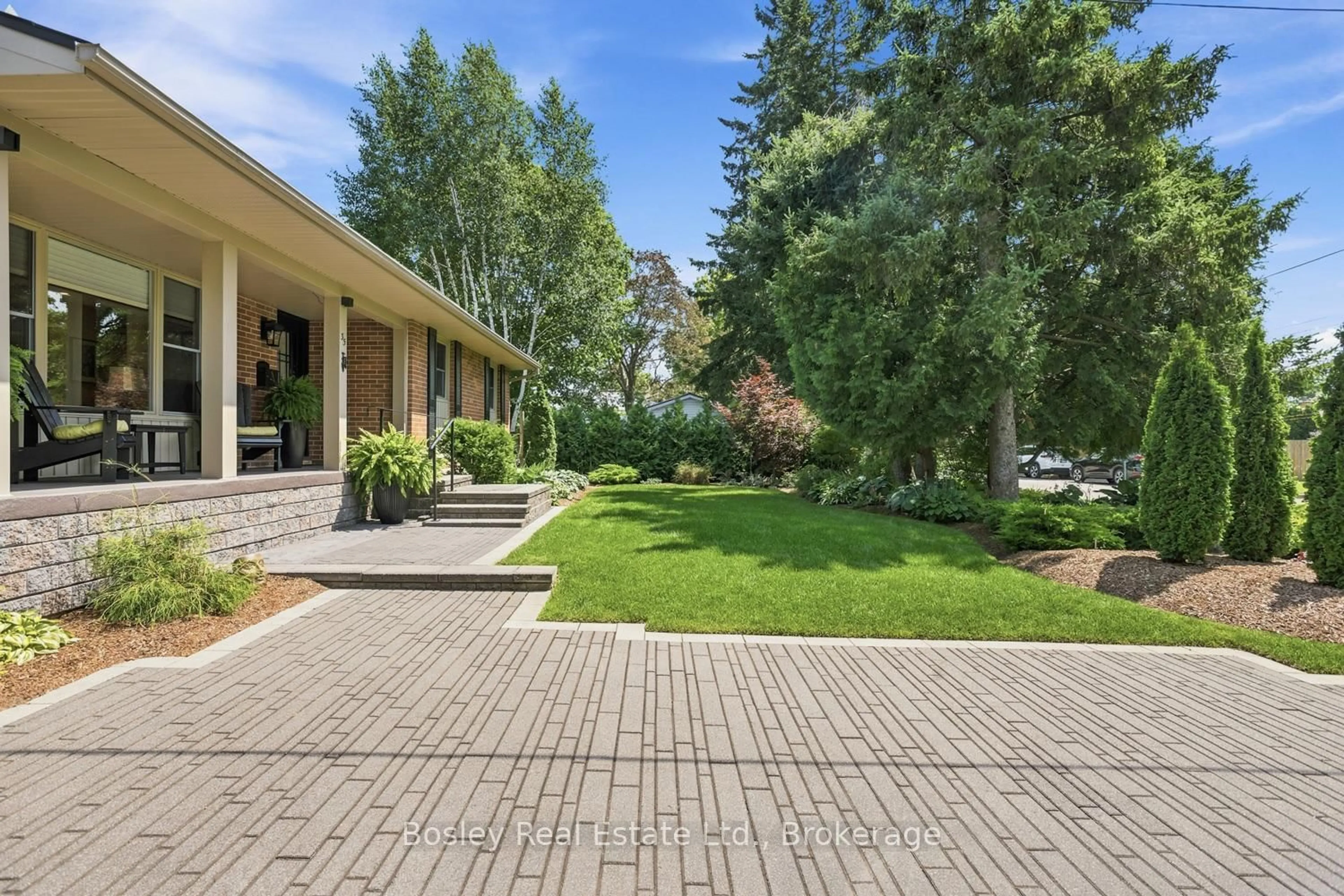 Patio, street for 35 Trefusis St, Port Hope Ontario L1A 3P4