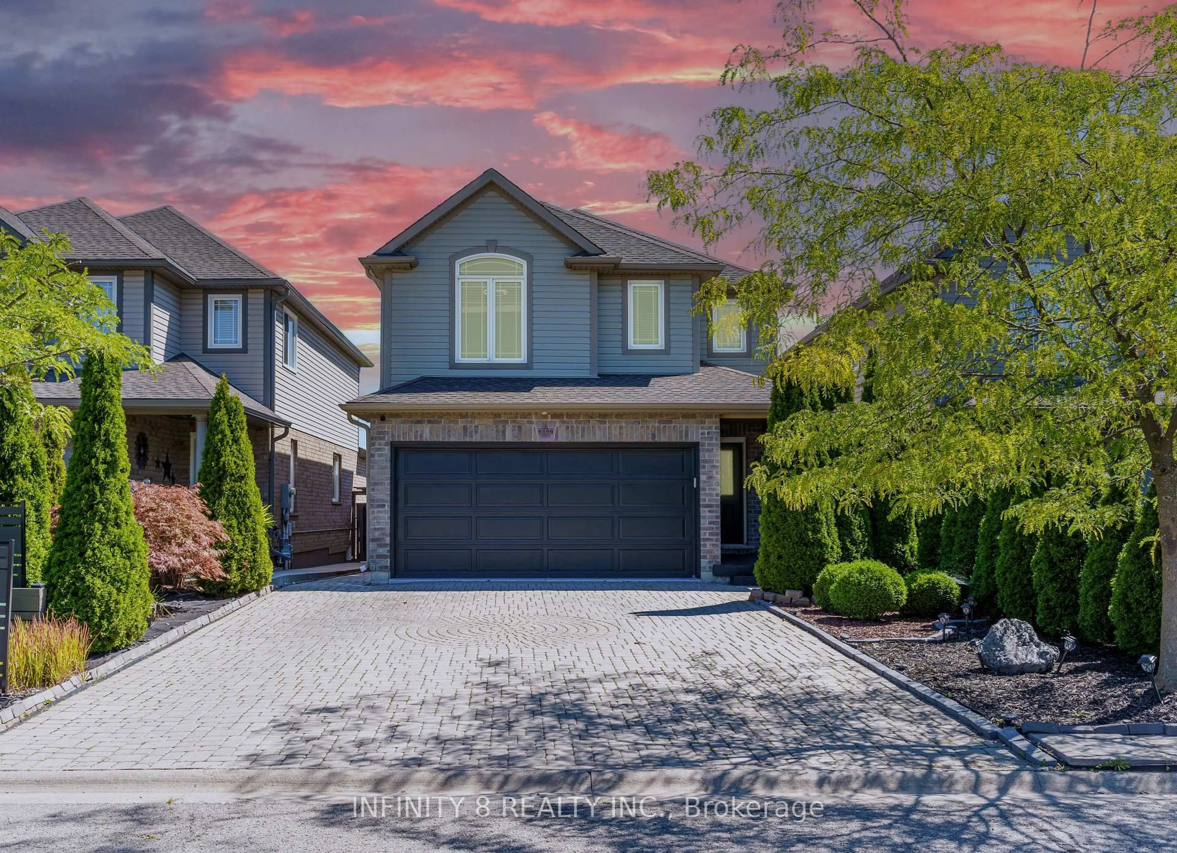 Home with vinyl exterior material, street for 6556 Mary Dr, Niagara Falls Ontario L2H 0B5
