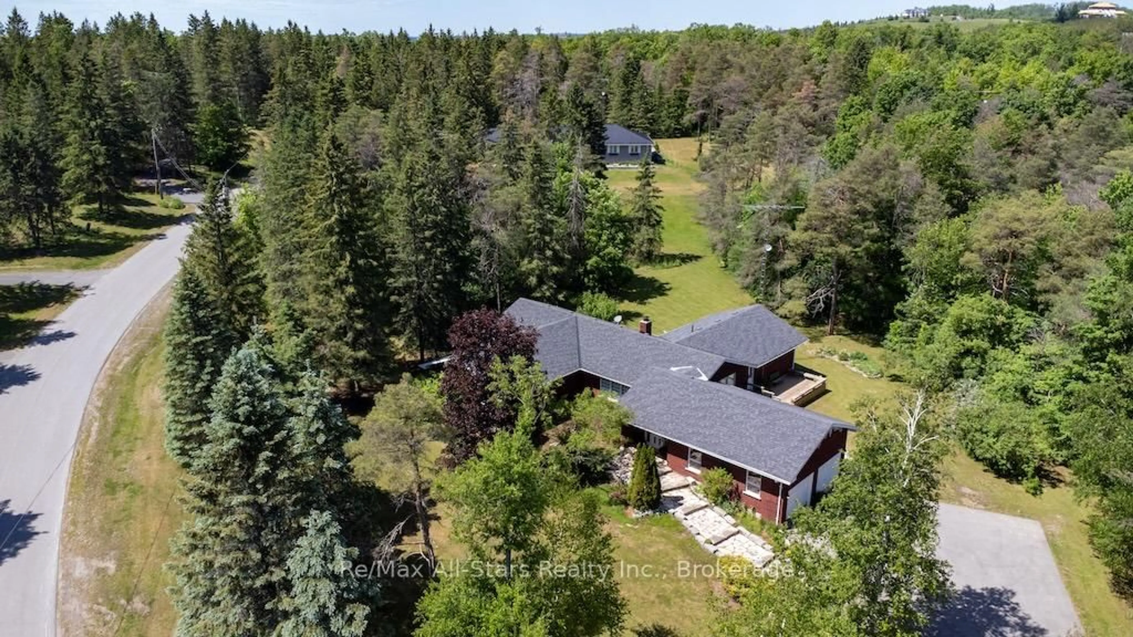 A pic from outside/outdoor area/front of a property/back of a property/a pic from drone, forest/trees view for 32 Forest Dr, Kawartha Lakes Ontario L0A 1A0