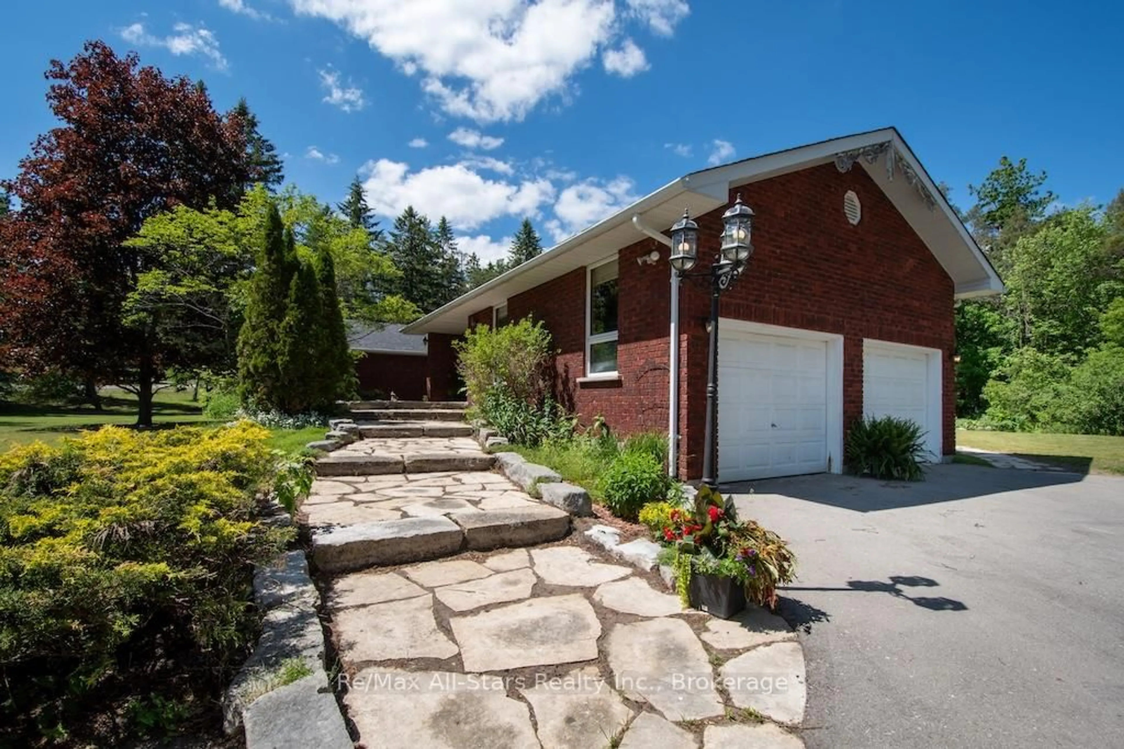 Unknown for 32 Forest Dr, Kawartha Lakes Ontario L0A 1A0
