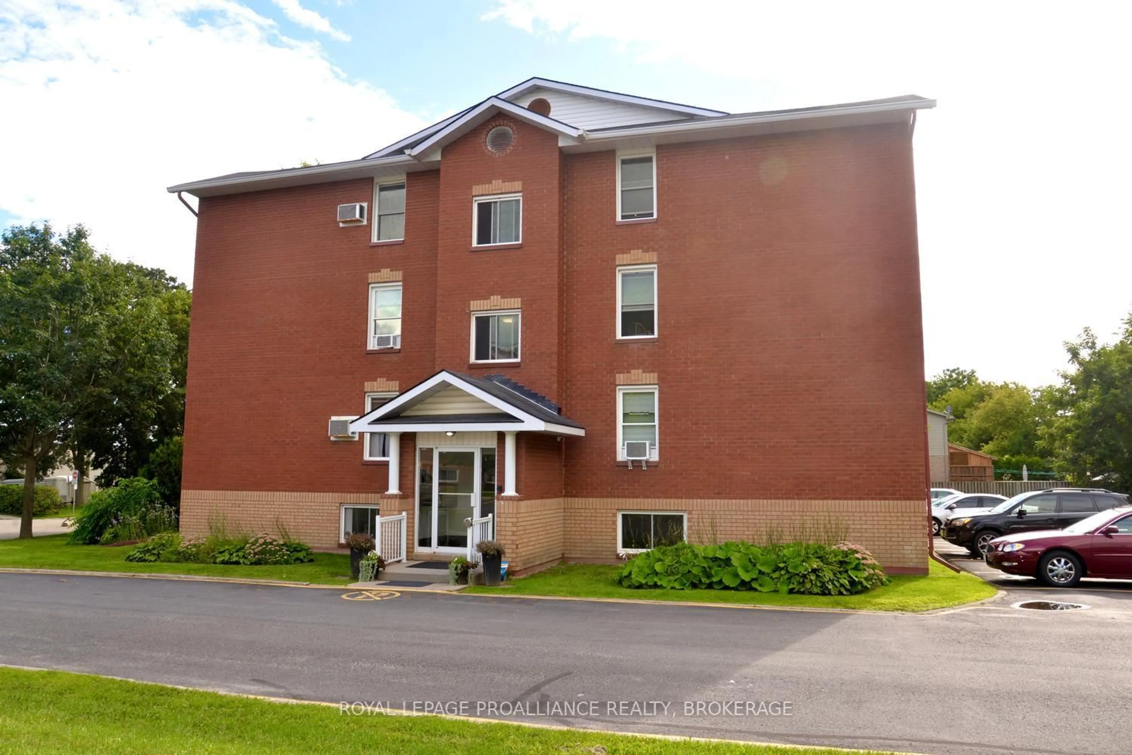 Unknown for 540 Talbot Pl #205, Gananoque Ontario K7G 3C6