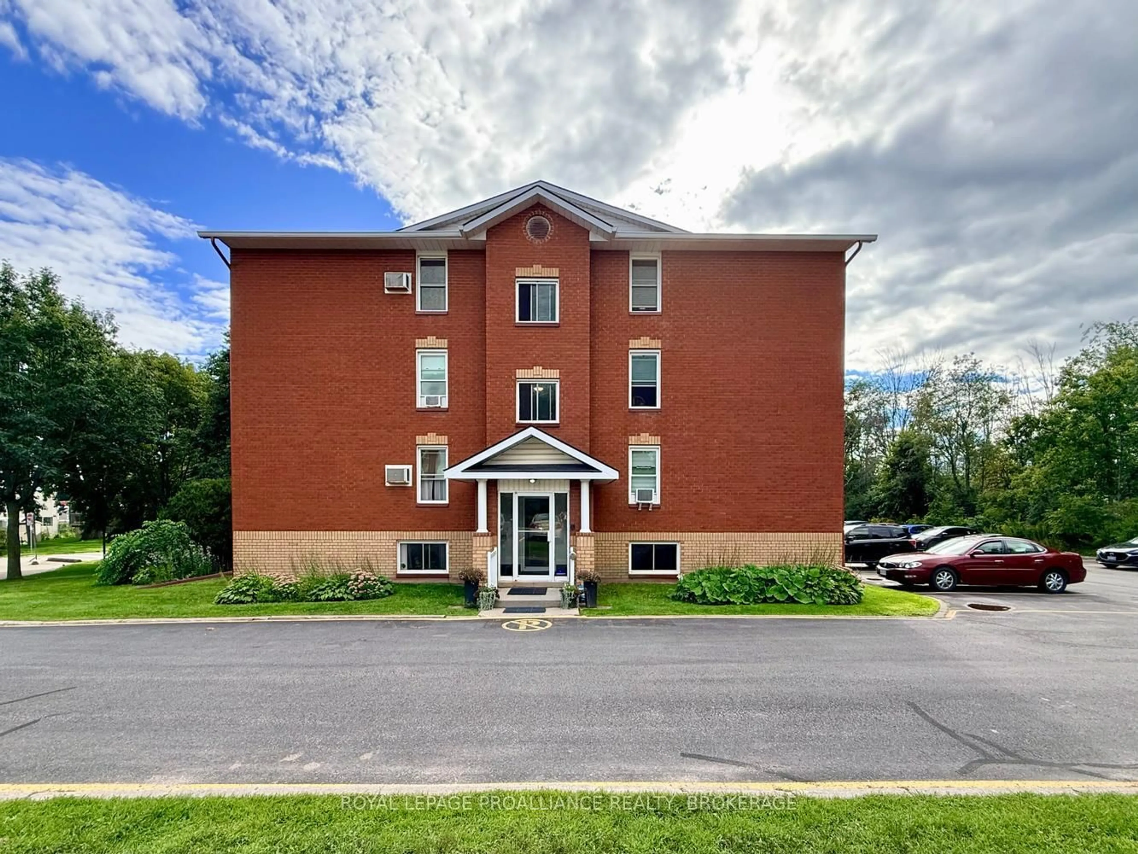Unknown for 540 Talbot Pl #205, Gananoque Ontario K7G 3C6