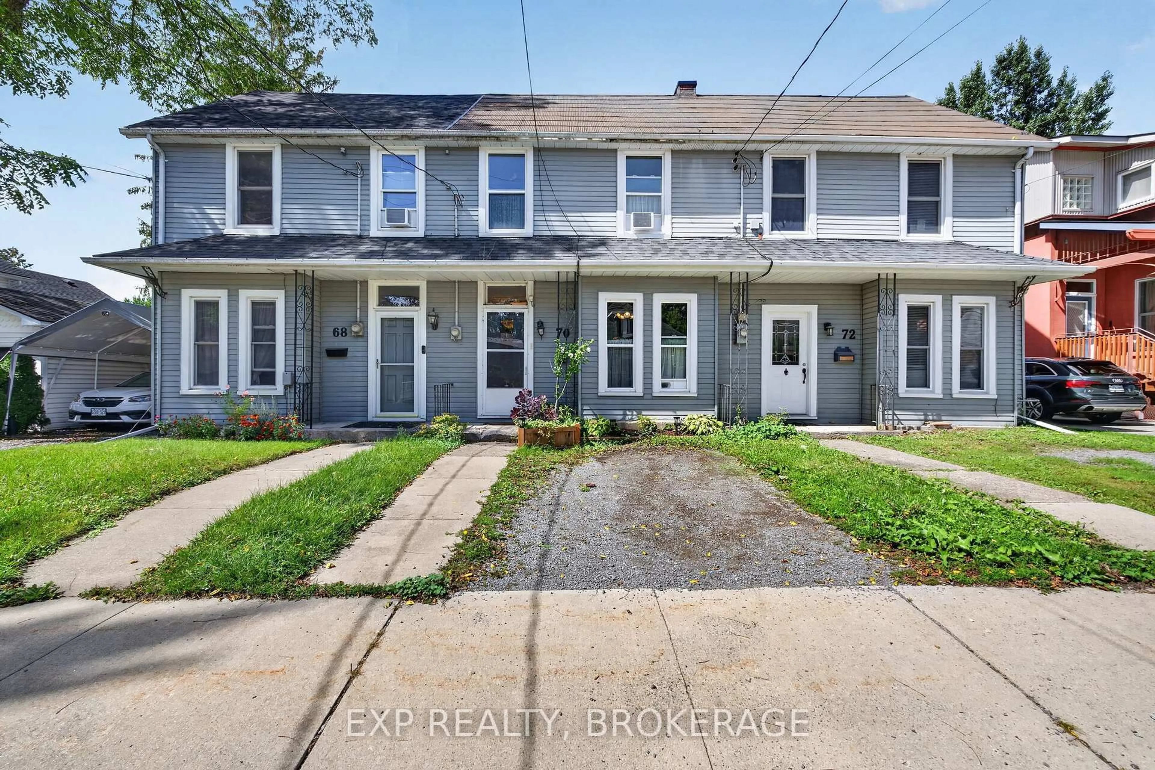 A pic from outside/outdoor area/front of a property/back of a property/a pic from drone, street for 70 LIVINGSTON Ave, Kingston Ontario K7L 4L4