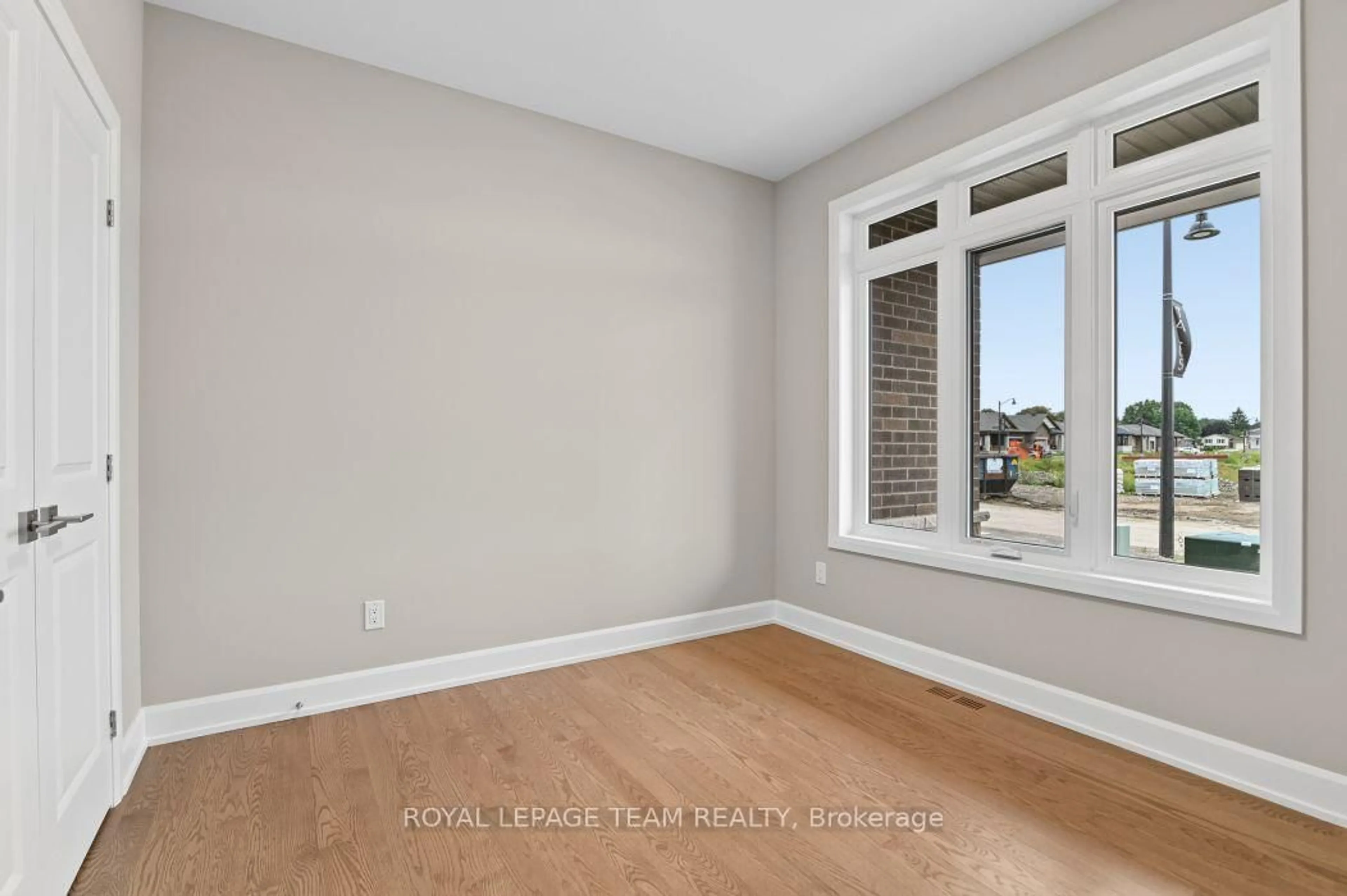 A pic of a room for 1225 Potter Dr, Brockville Ontario K6V 0G8