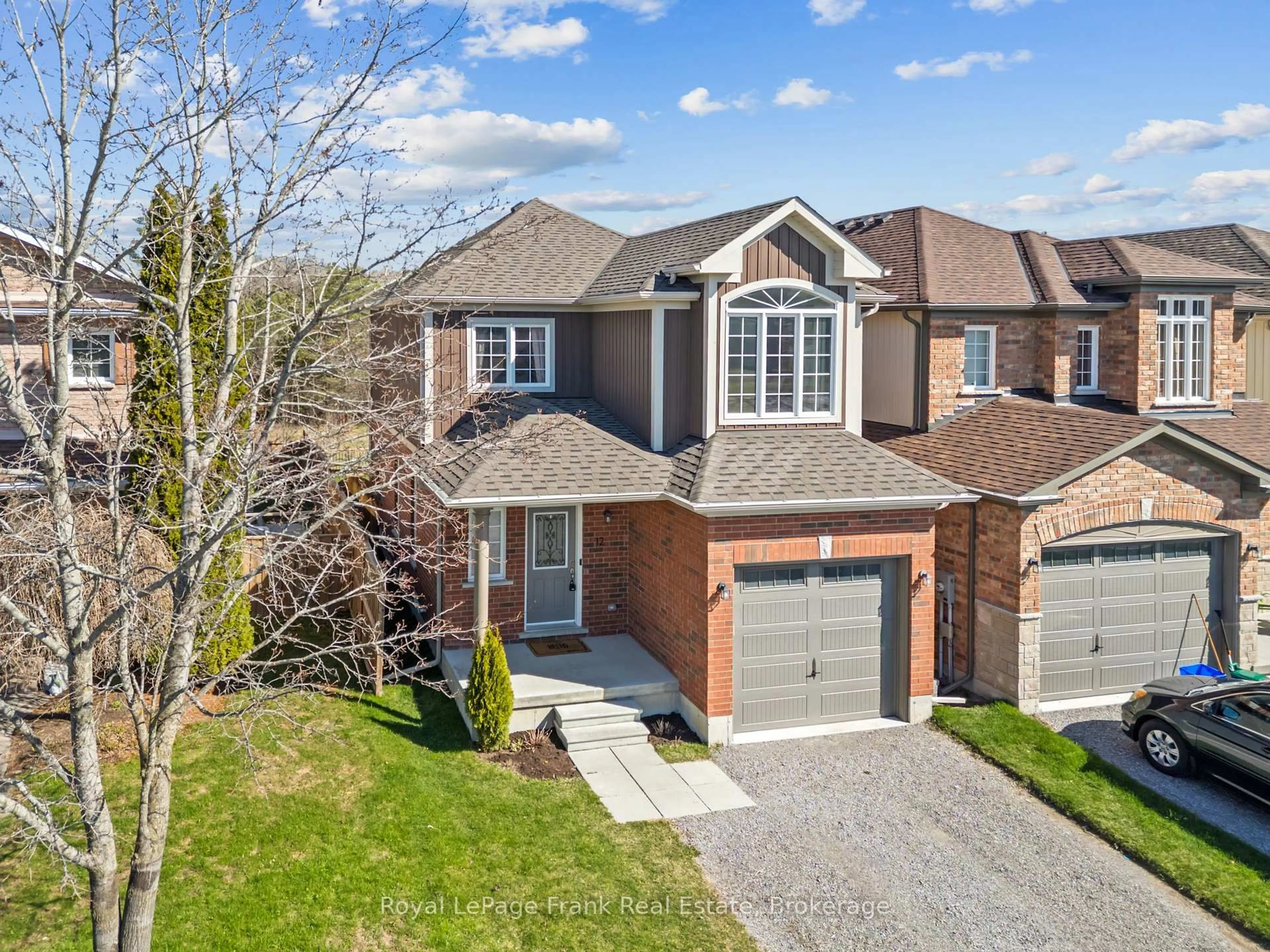 A pic from outside/outdoor area/front of a property/back of a property/a pic from drone, street for 12 Coldbrook Dr, Cavan Monaghan Ontario L0A 1G0