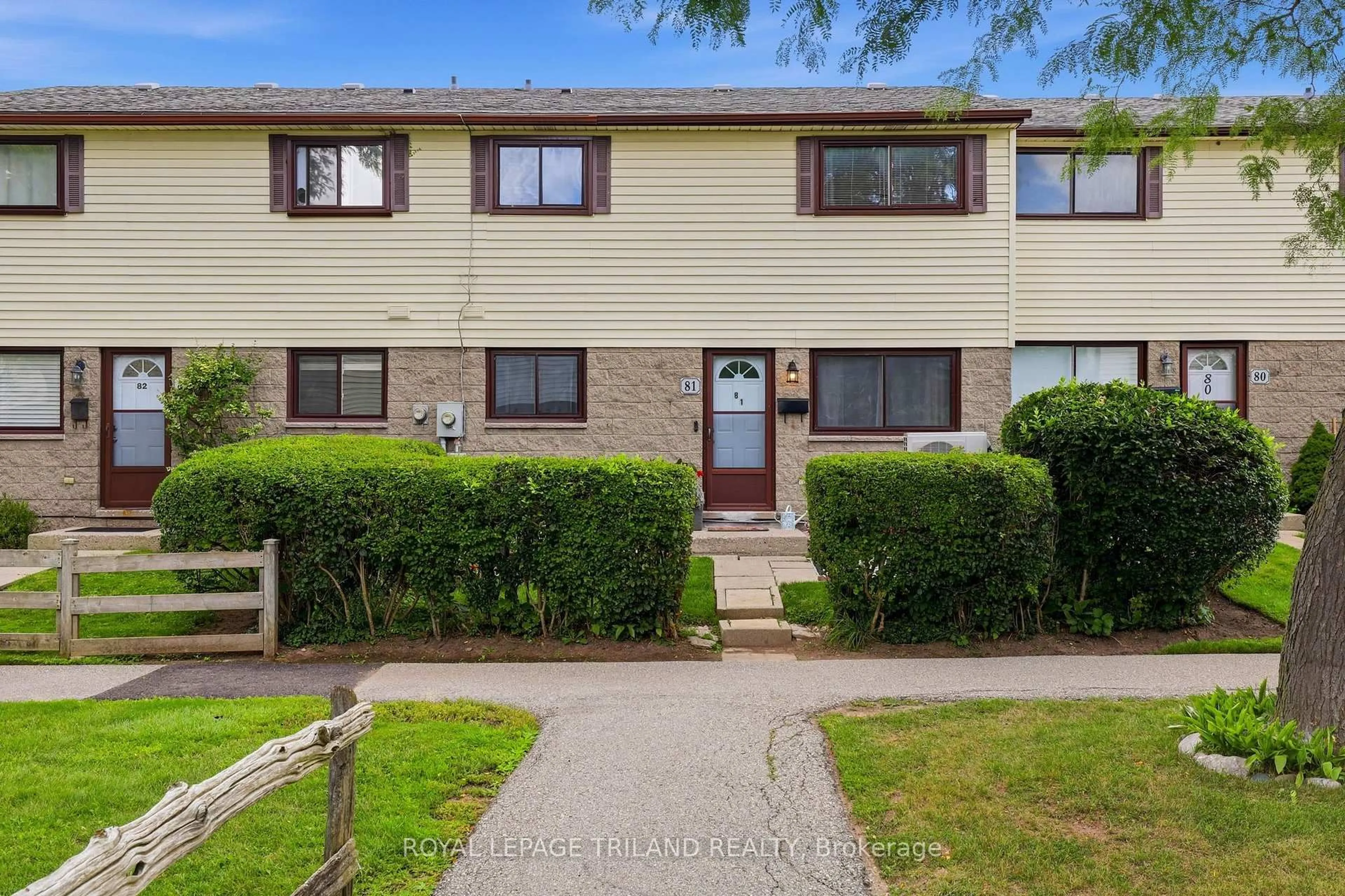 Unknown for 825 DUNDALK Dr #81, London South Ontario N6C 3V6