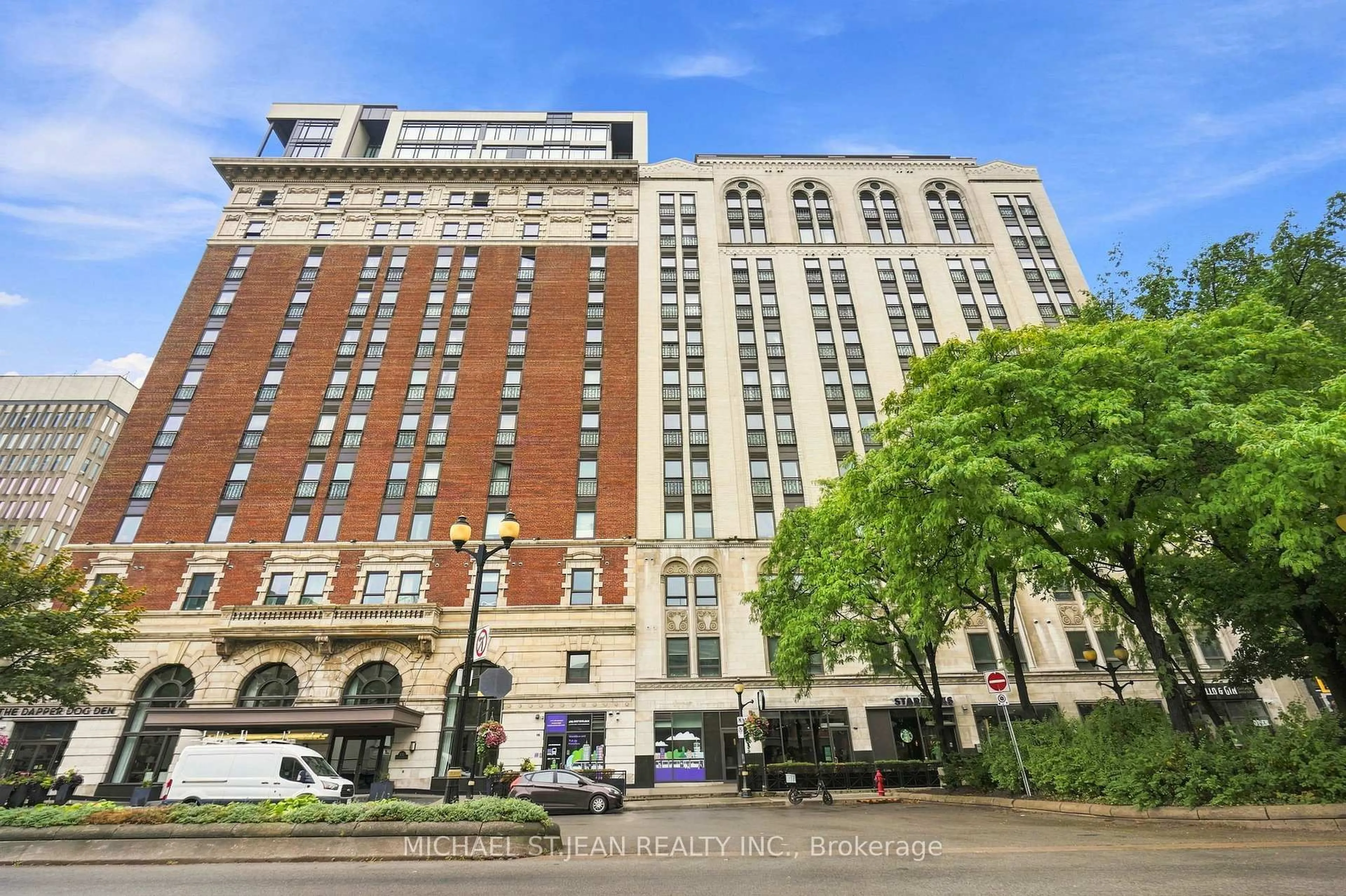 Lobby for 909-112 King St, Hamilton Ontario L8N 1A8