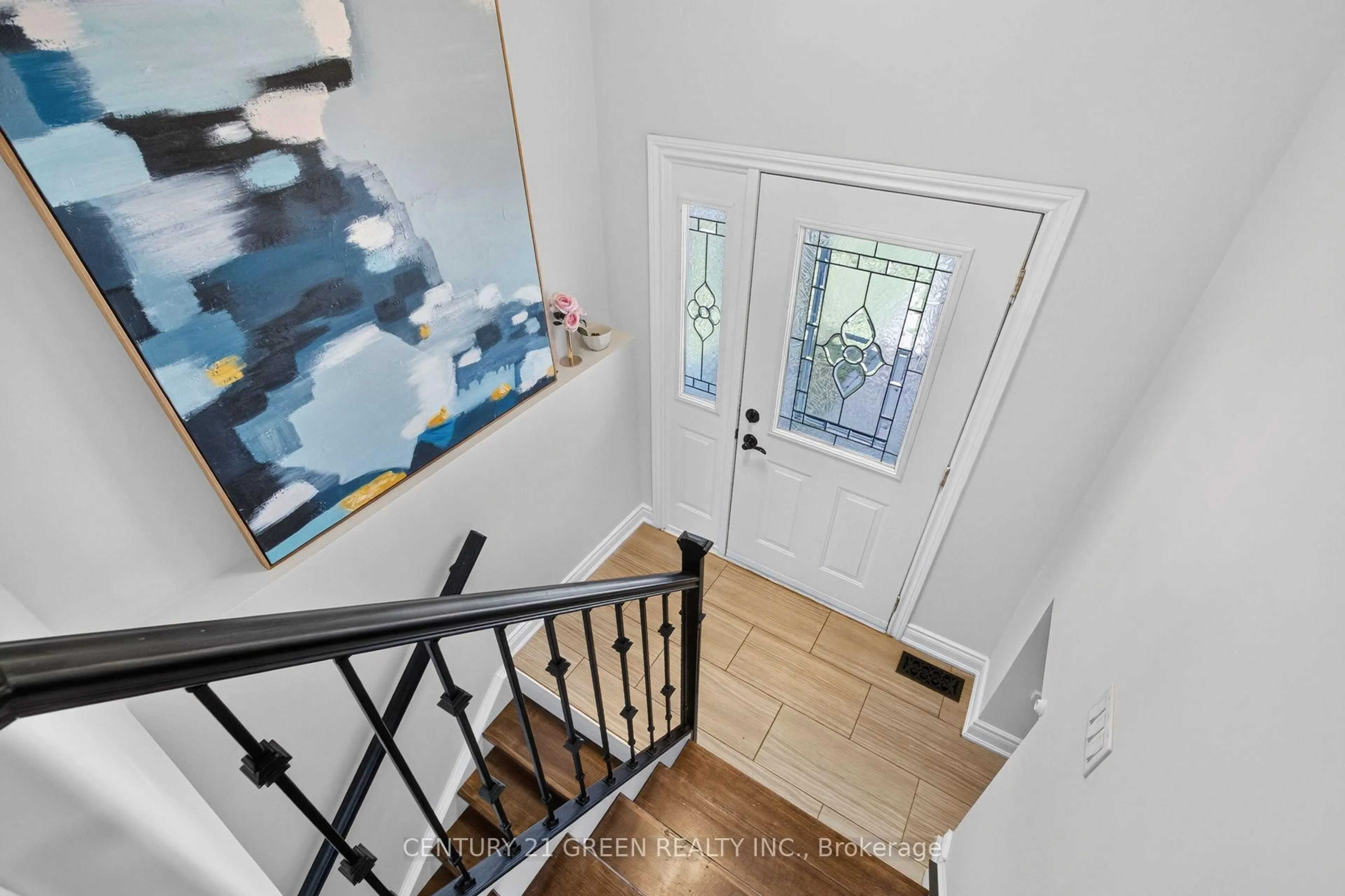 Unknown for 22 Quaker Cres, Hamilton Ontario L8W 1H5