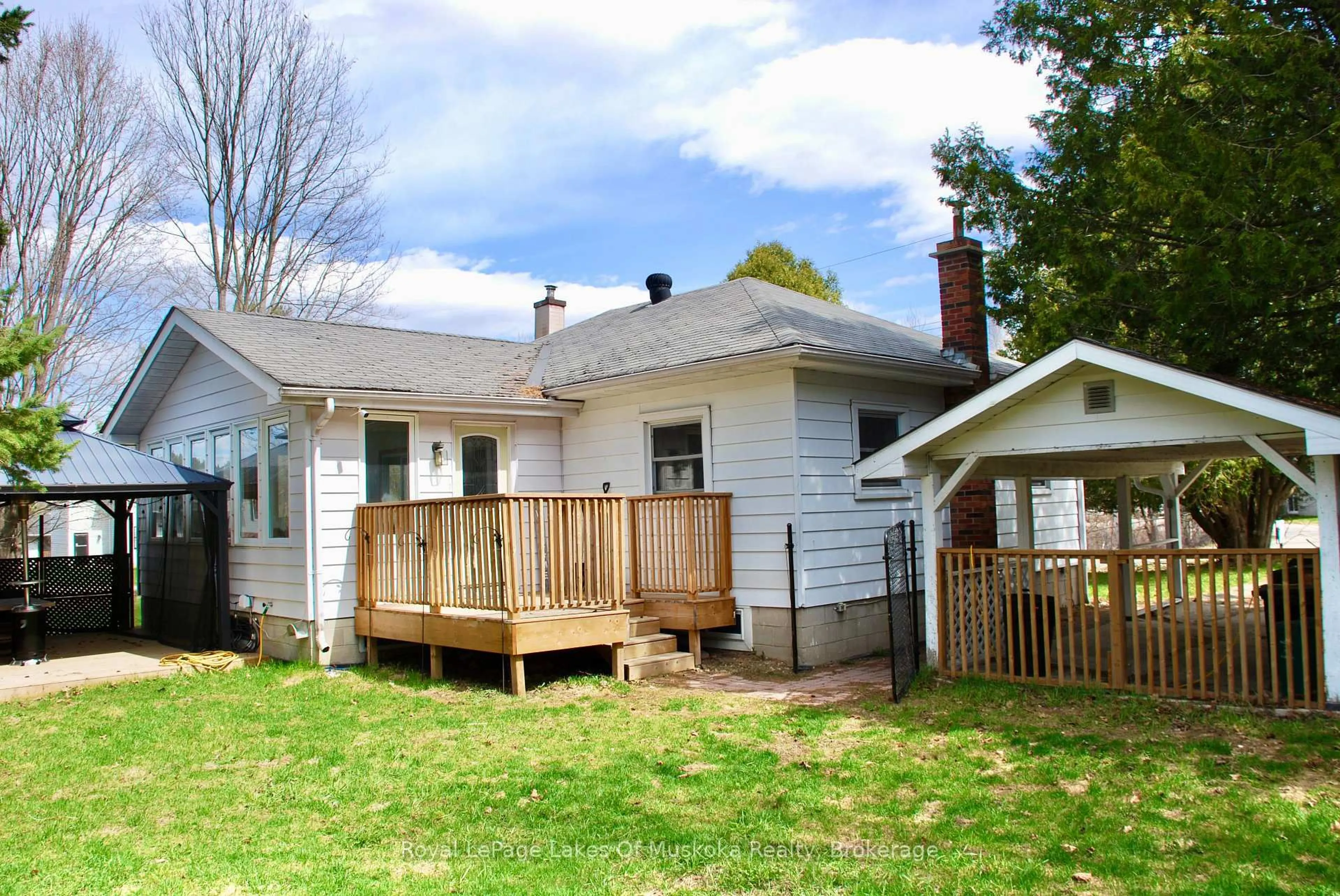 Unknown for 30 Kitchen Rd, Huntsville Ontario P1H 1Y3