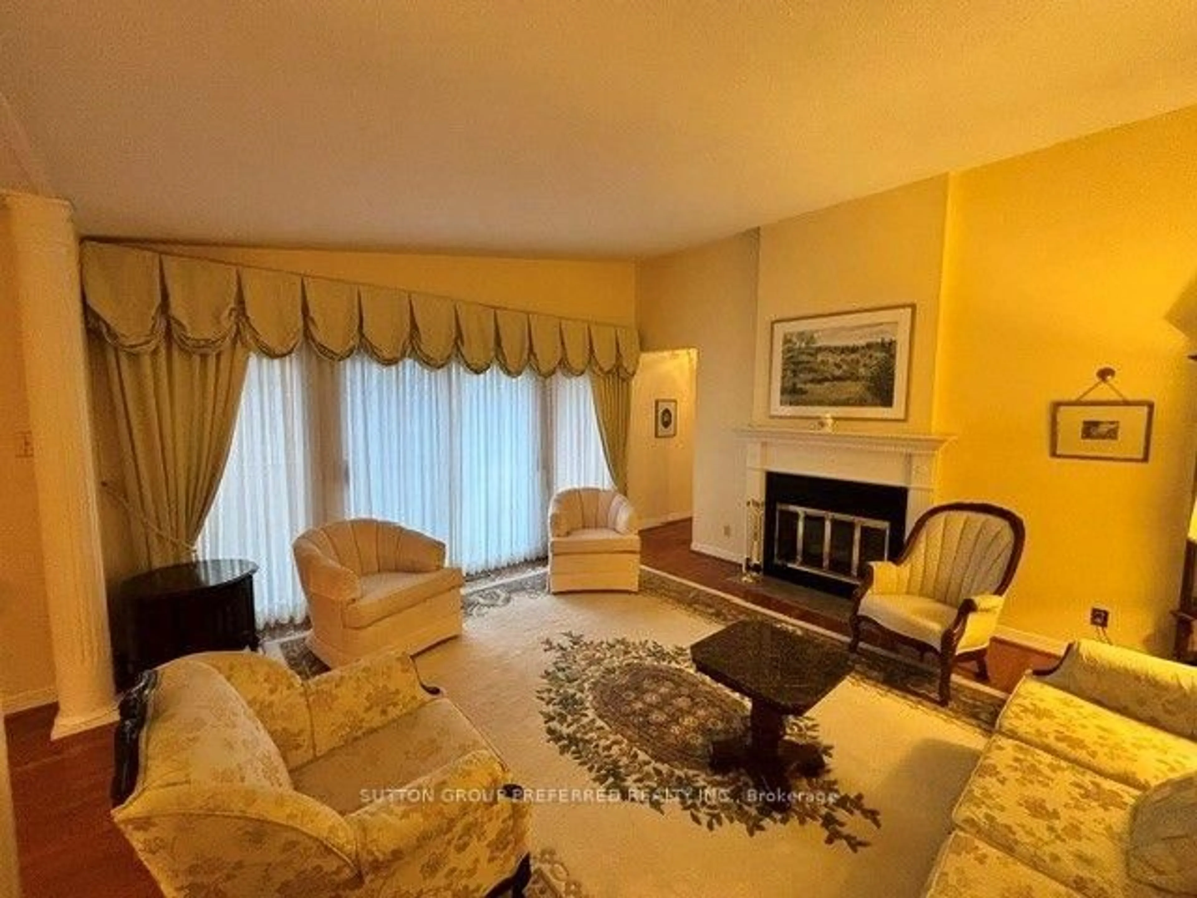 Living room with furniture, unknown for 60 Fiddlers Green Rd #40, London North Ontario N6H 4S7