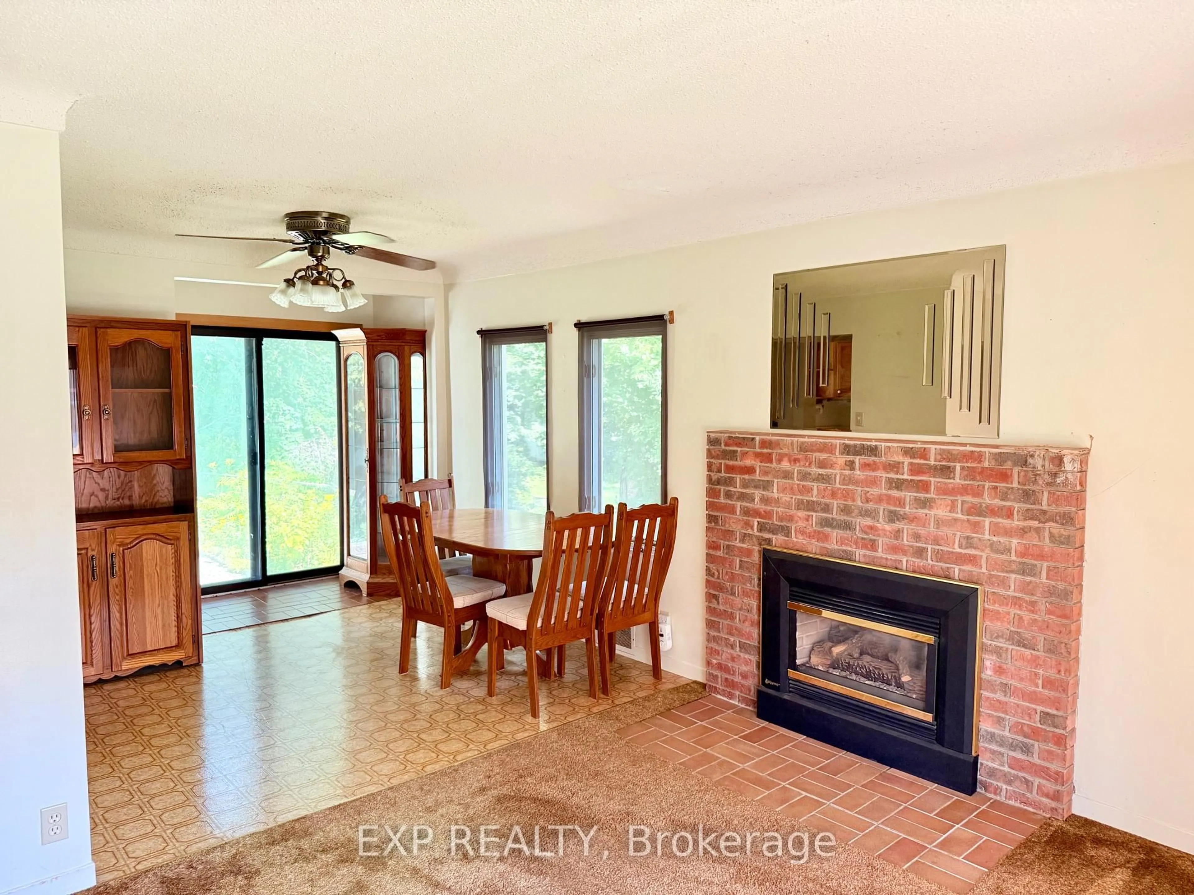 Unknown for 483 Pleasant Park Rd, Ottawa Ontario K1H 5M9