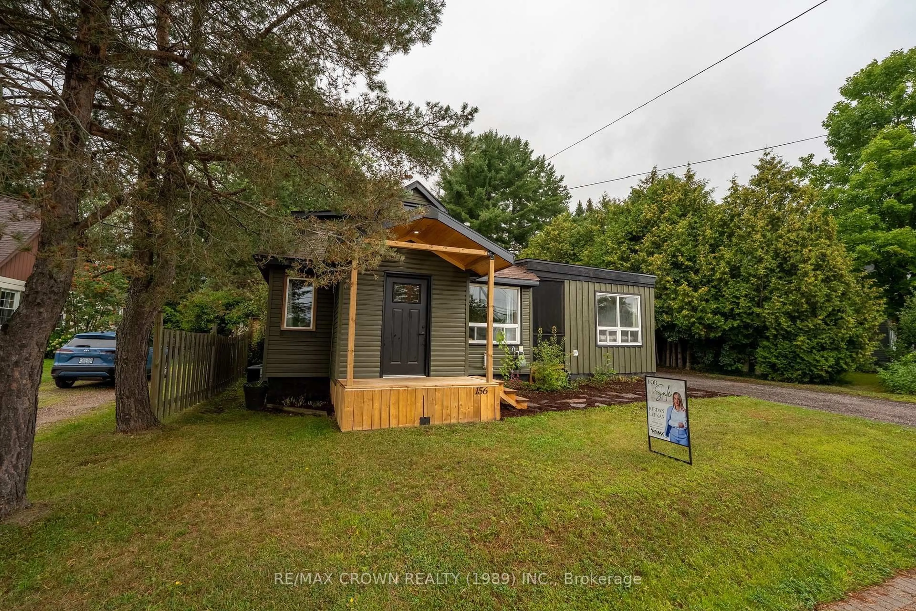 Unknown for 156 Main St, Sundridge Ontario P0A 1Z0