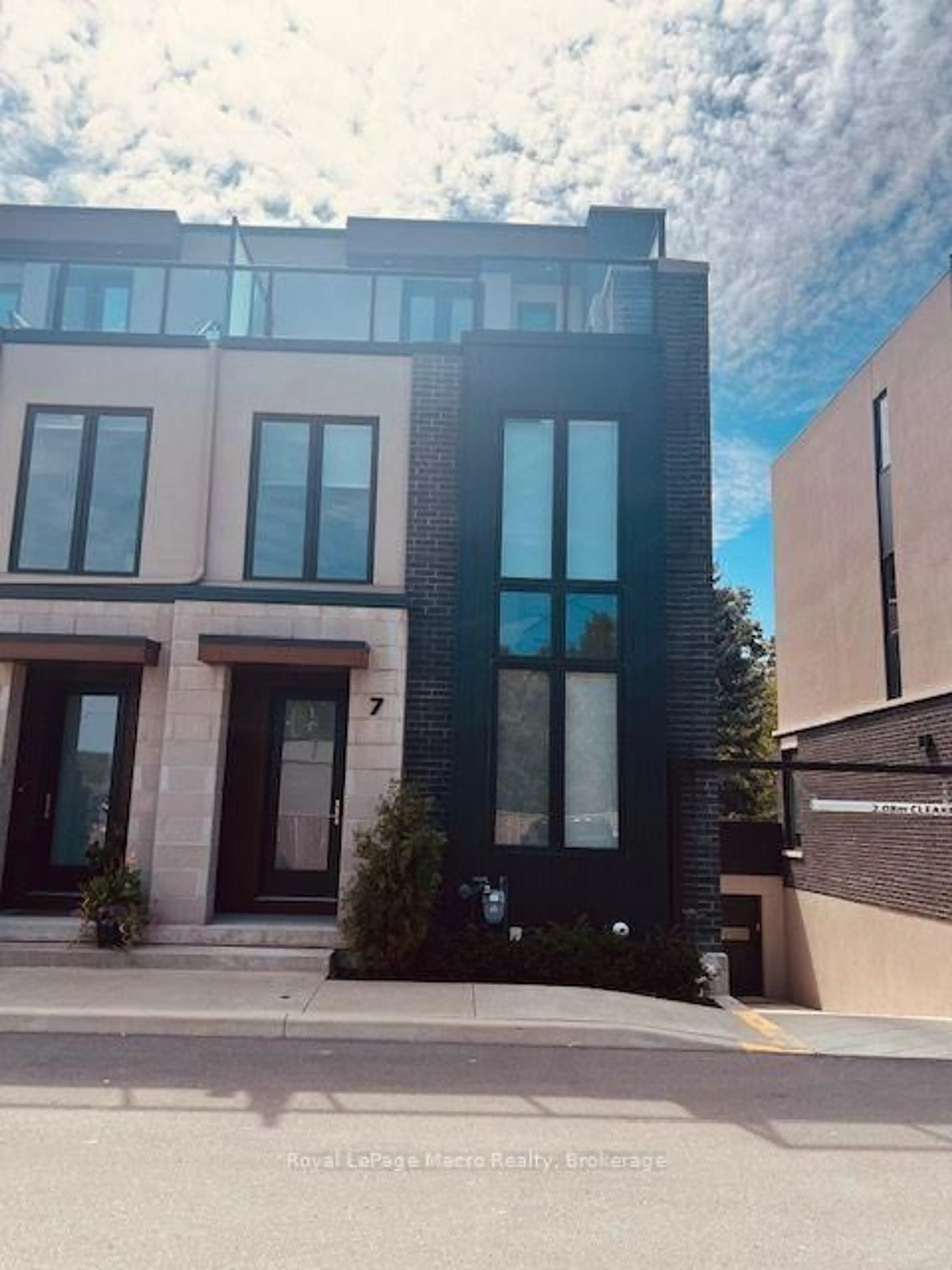 Home with brick exterior material, street for 1397 York Rd #7, Niagara-on-the-Lake Ontario L0S 1J1