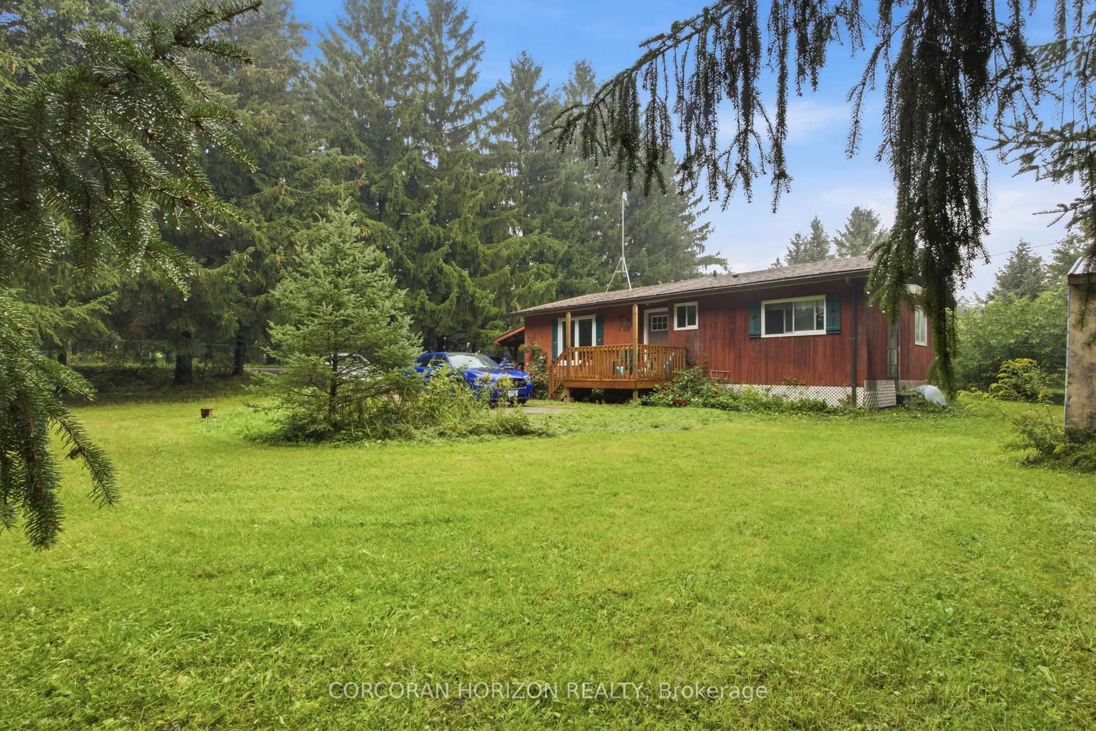 A pic from outside/outdoor area/front of a property/back of a property/a pic from drone, unknown for 1238 Snyder's Rd, Wilmot Ontario N3A 3L3