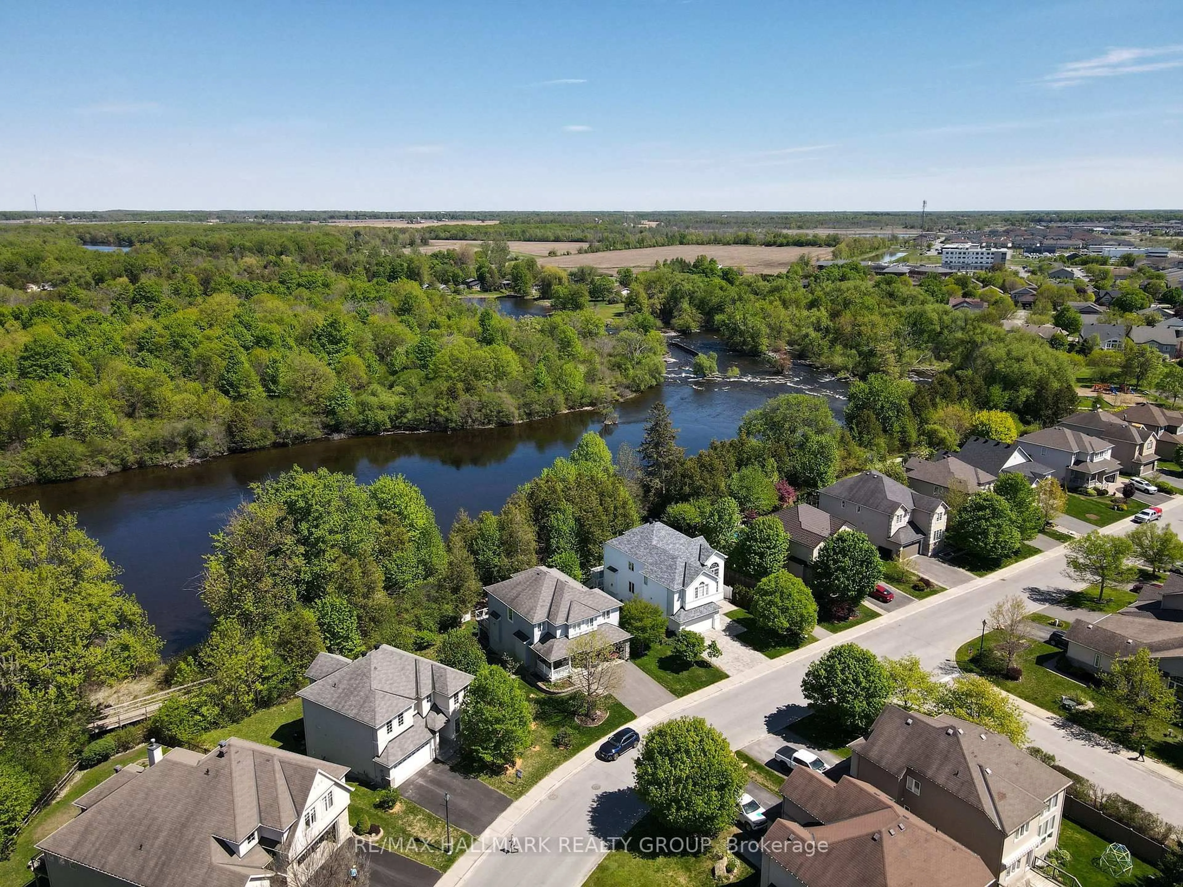 A pic from outside/outdoor area/front of a property/back of a property/a pic from drone, water/lake/river/ocean view for 90 Stonewater Bay, Carleton Place Ontario K7C 0B1