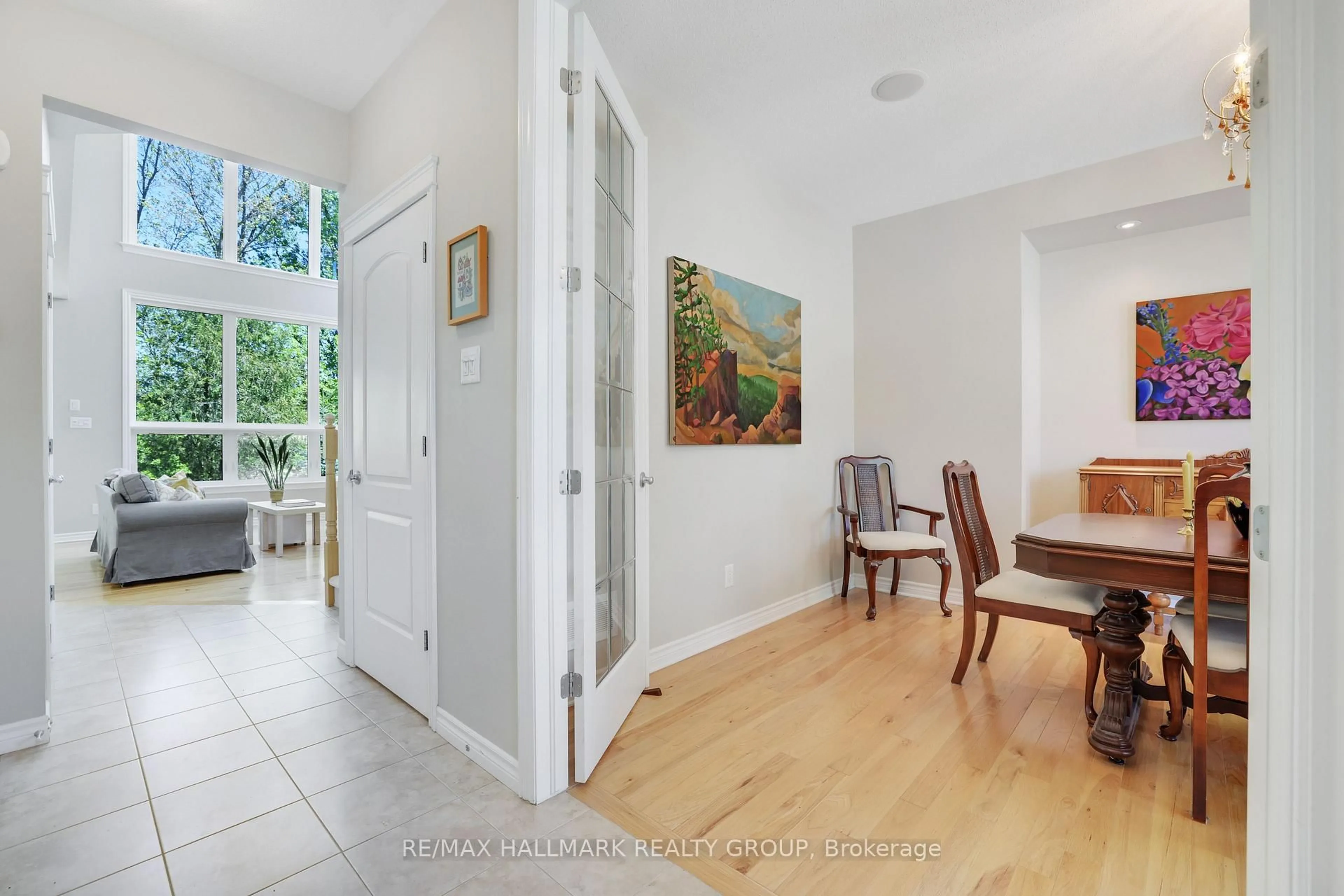 Indoor entryway for 90 Stonewater Bay, Carleton Place Ontario K7C 0B1