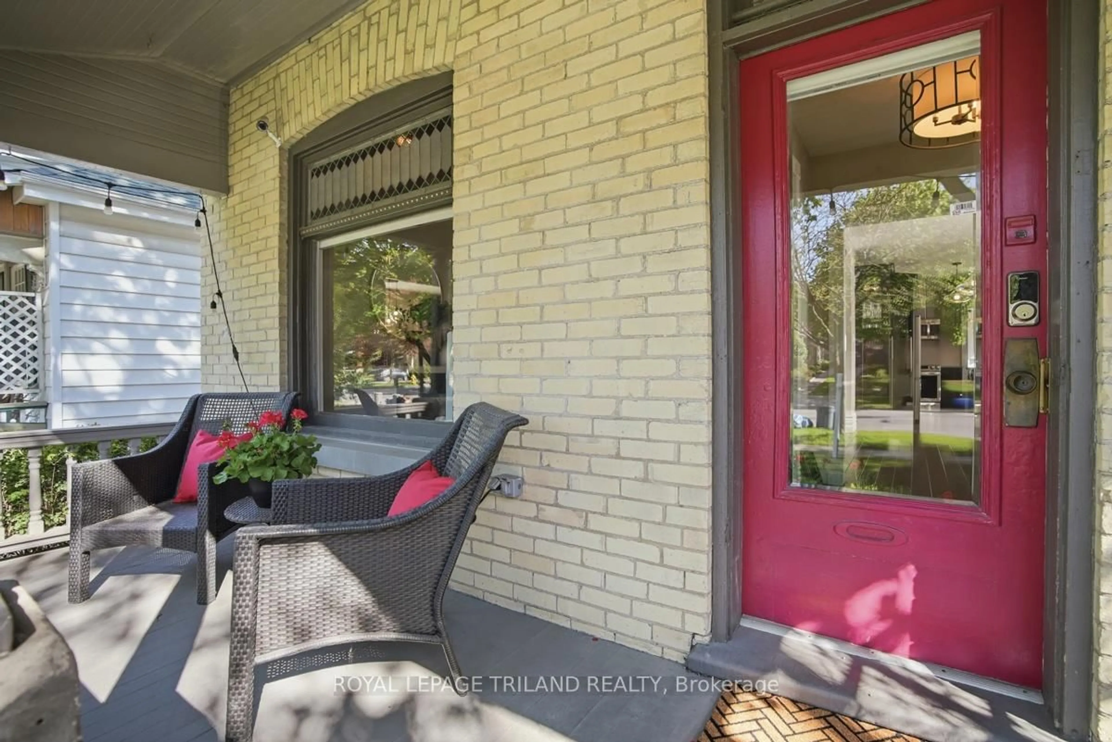 Patio, street for 574 Princess Ave, London East Ontario N6B 2B9