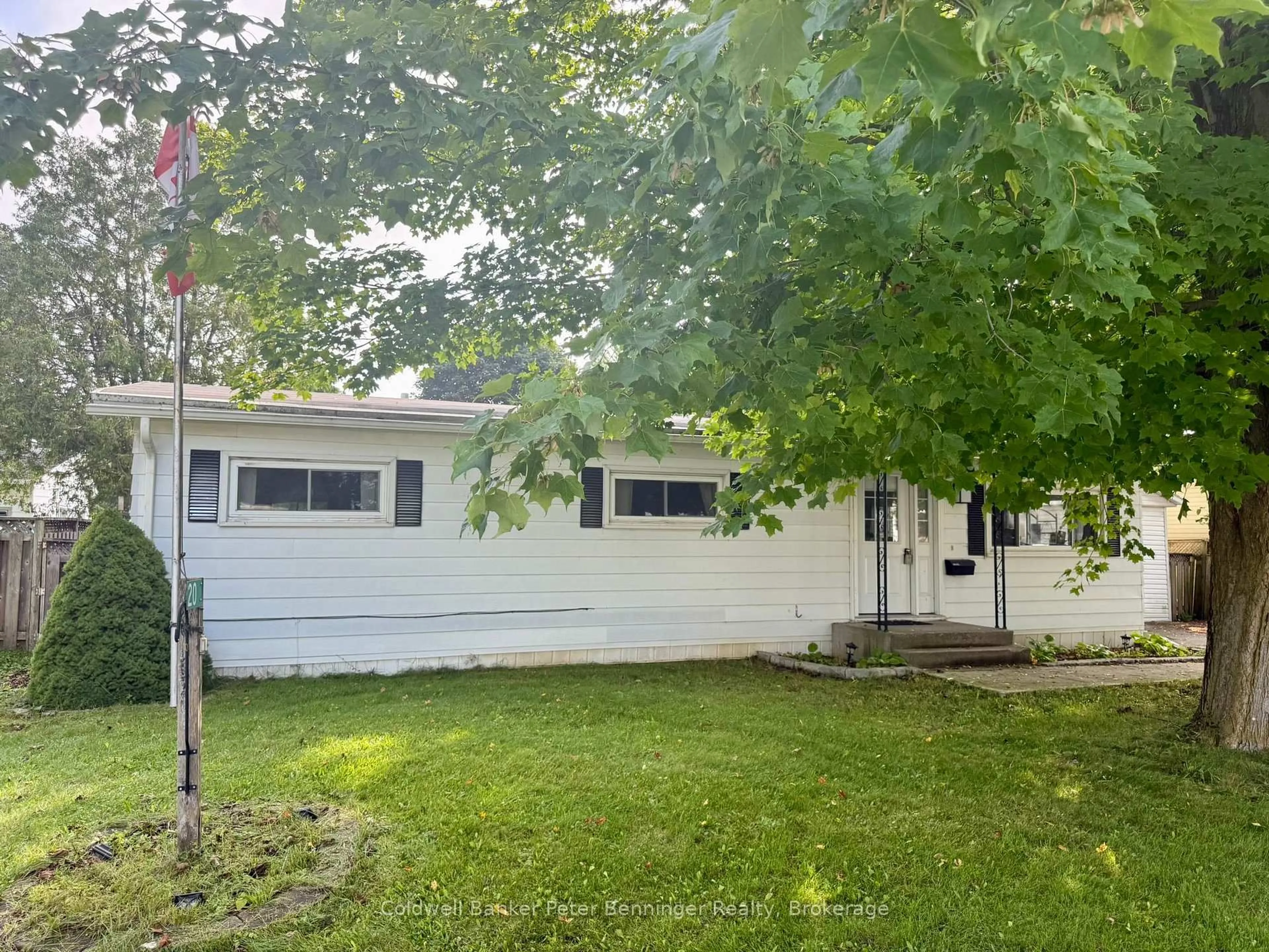 Unknown for 20 Cardinal St, Brockton Ontario N0G 2V0