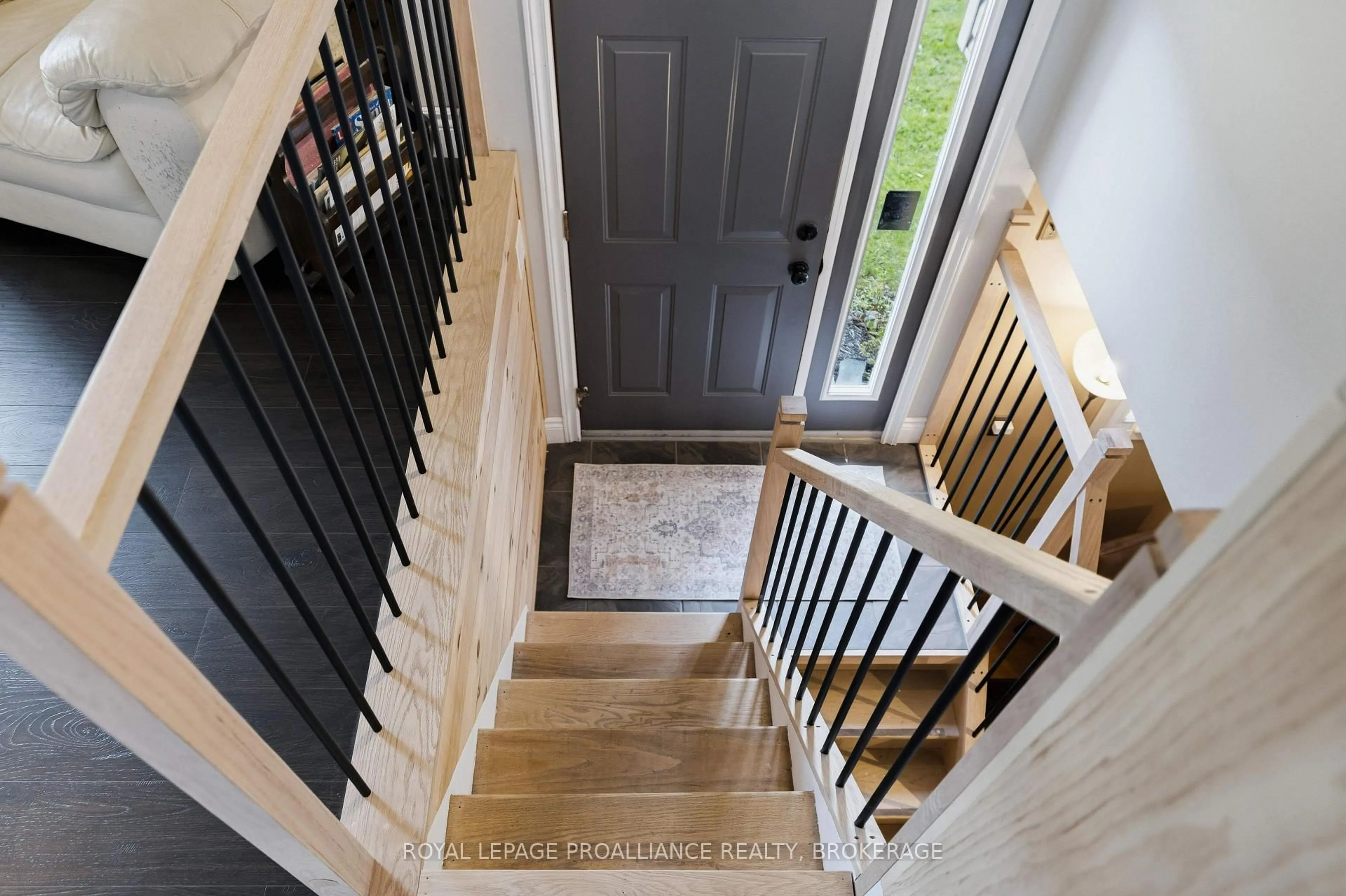 Indoor entryway for 4018 County Road 1, Yarker Ontario K0K 3N0