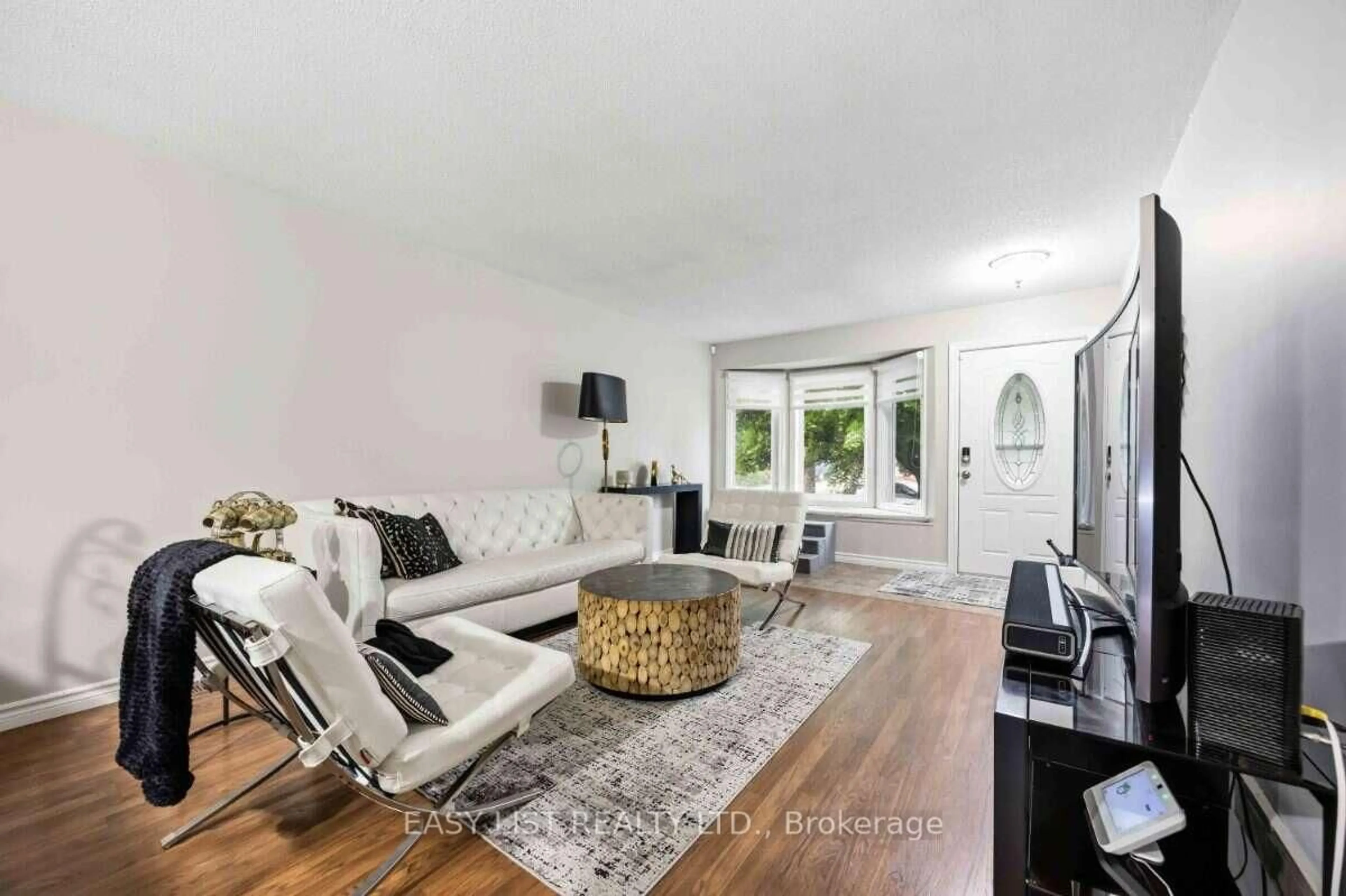 Living room with furniture, unknown for 1234 Thistledown Ave, Sarnia Ontario N7S 5A9