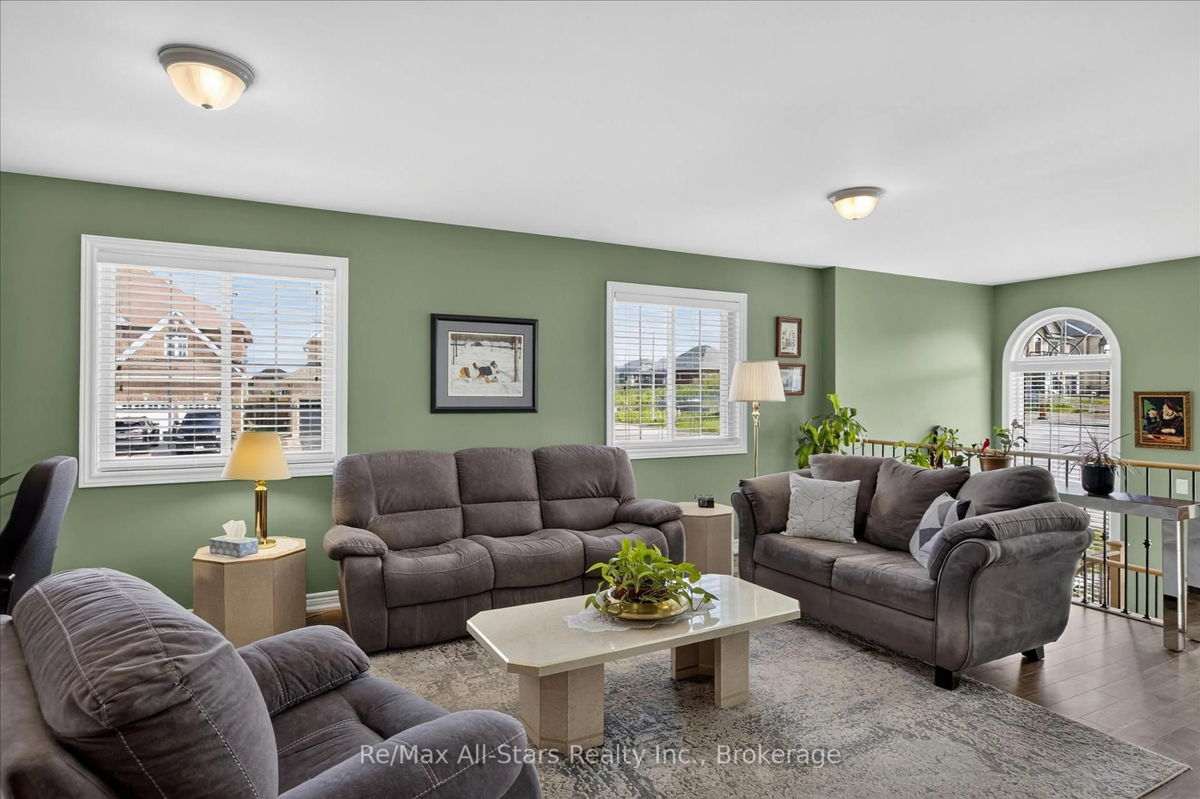Living room with furniture, unknown for 29 Gunsolus Rd, Kawartha Lakes Ontario K9V 0E4
