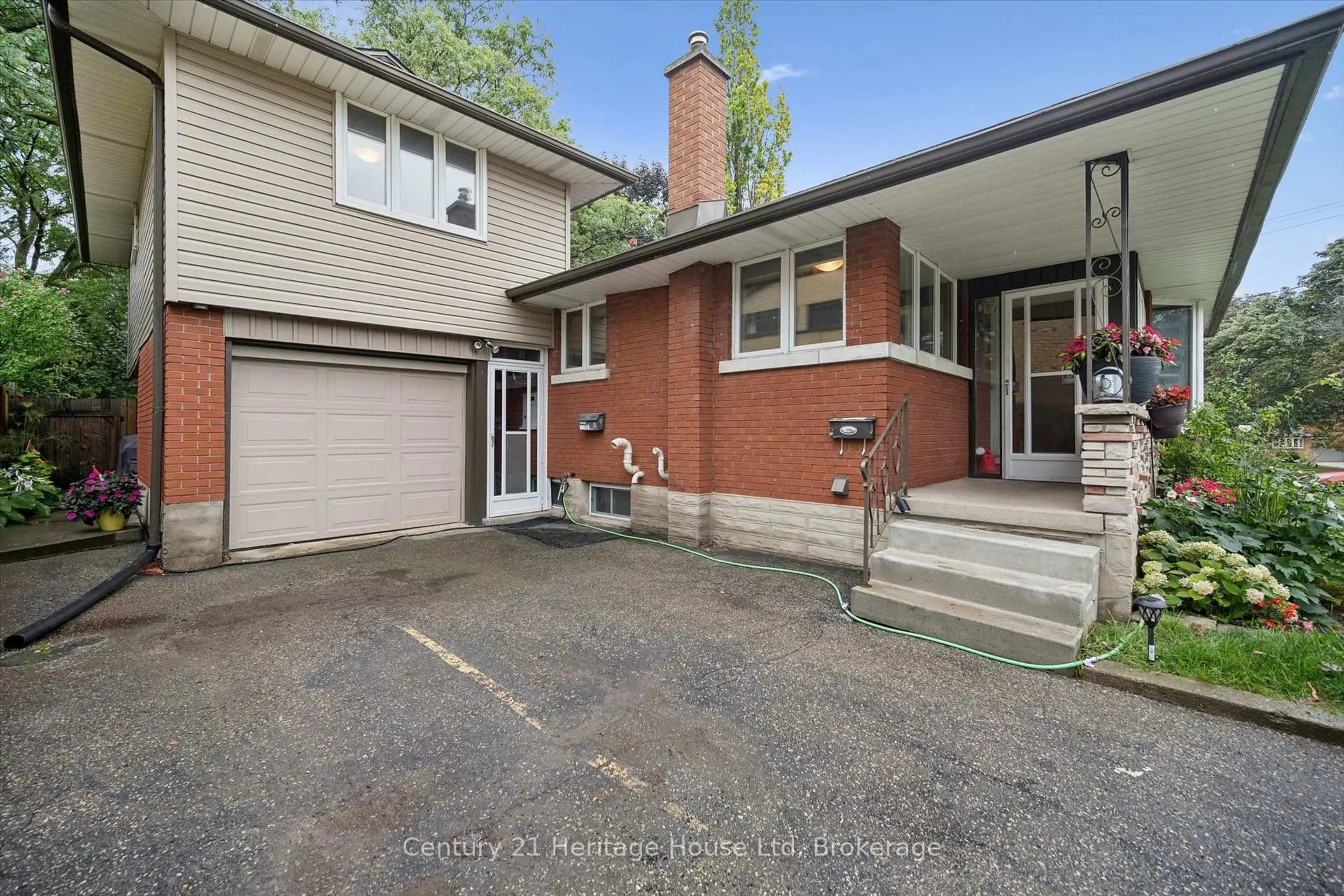 Unknown for 146 Cornell Ave, Kitchener Ontario N2G 3E6
