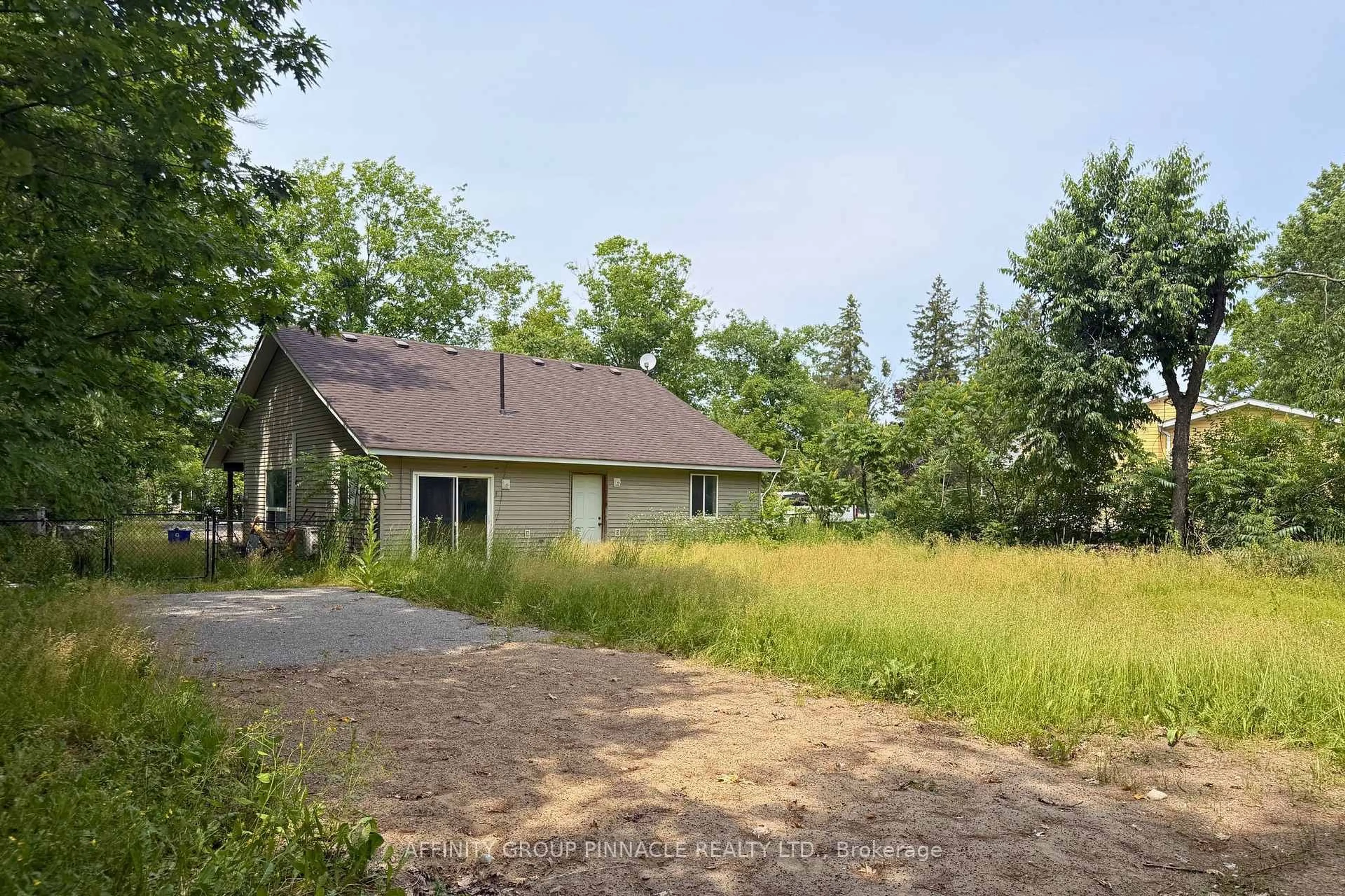 Unknown for 2 Oakwood Dr, Kawartha Lakes Ontario K0M 1N0