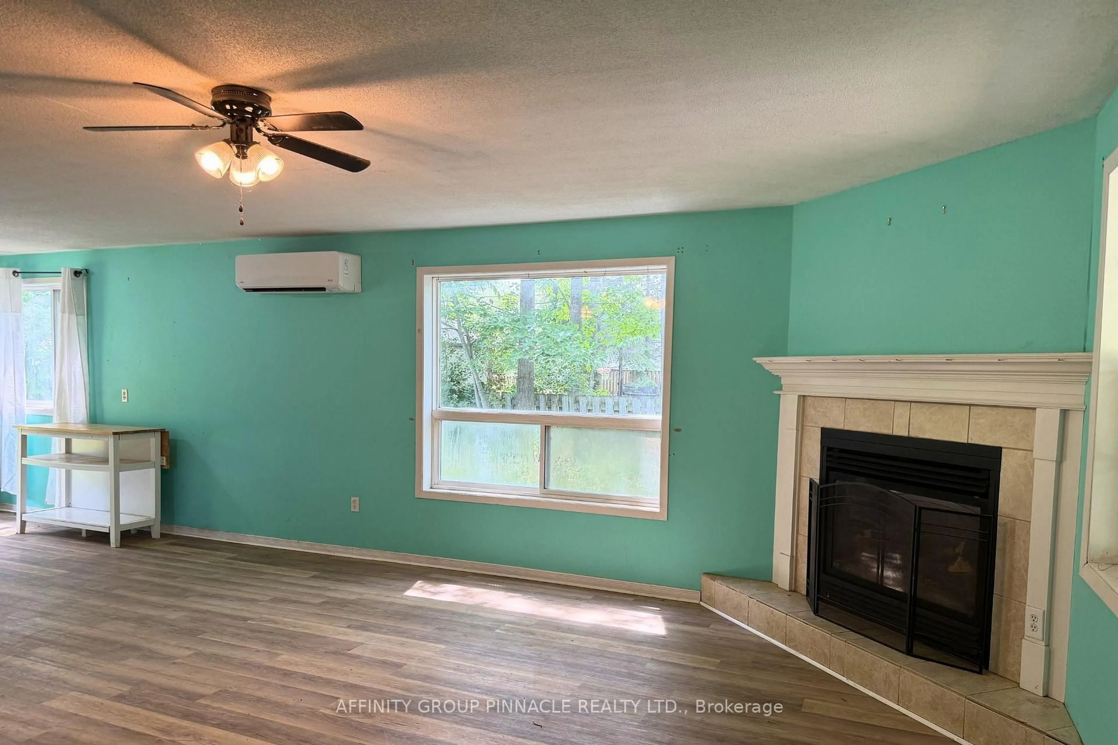 A pic of a room for 2 Oakwood Dr, Kawartha Lakes Ontario K0M 1N0