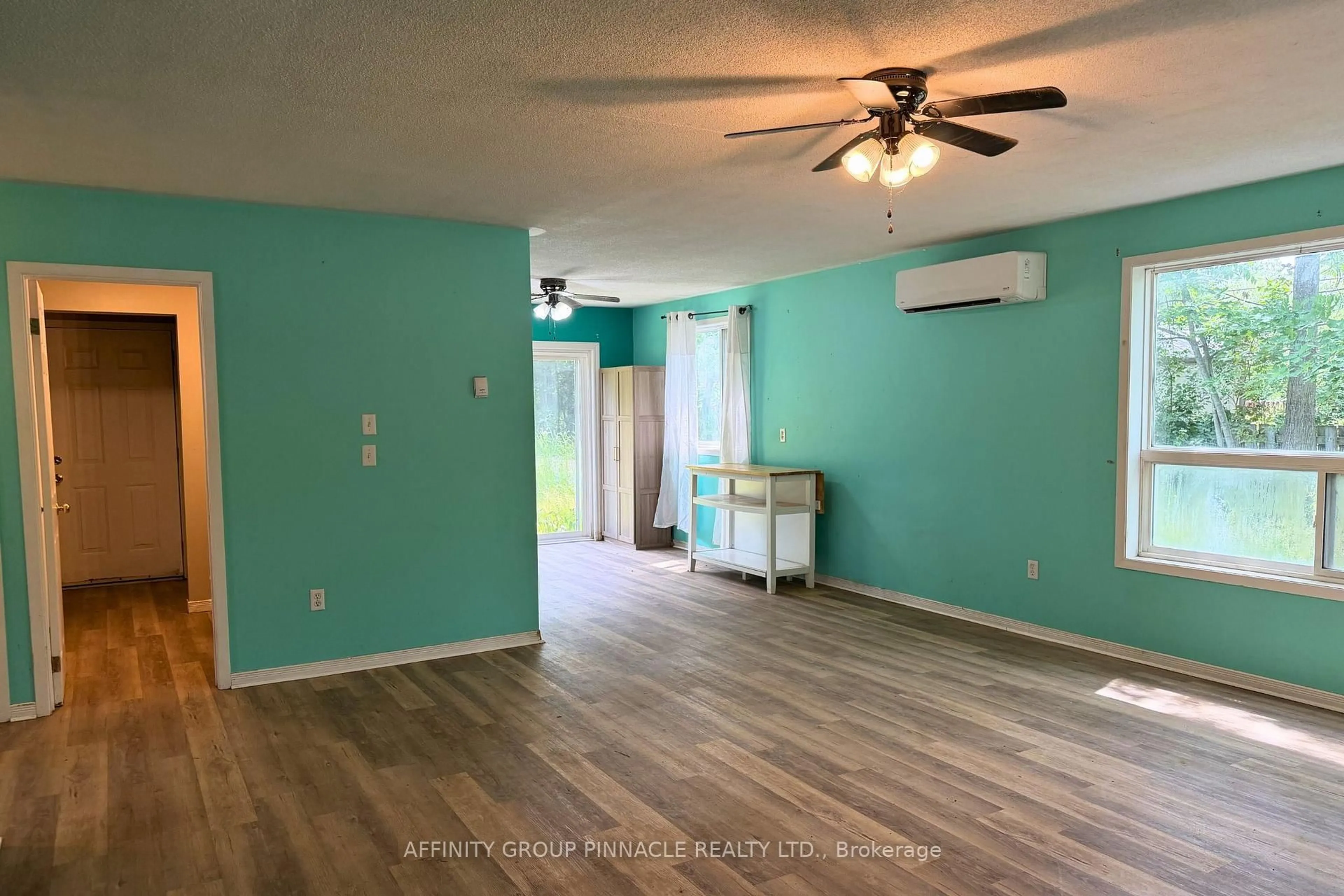 A pic of a room for 2 Oakwood Dr, Kawartha Lakes Ontario K0M 1N0