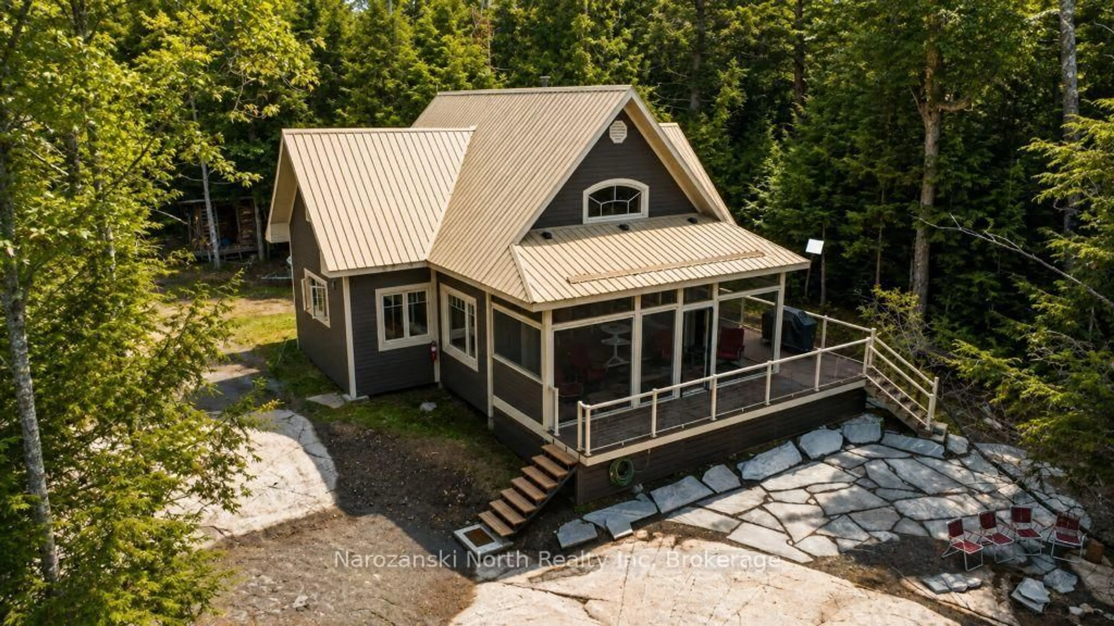 Home with vinyl exterior material, building for 836 J carlyle lake Rd, Killarney Ontario P0M 2A0