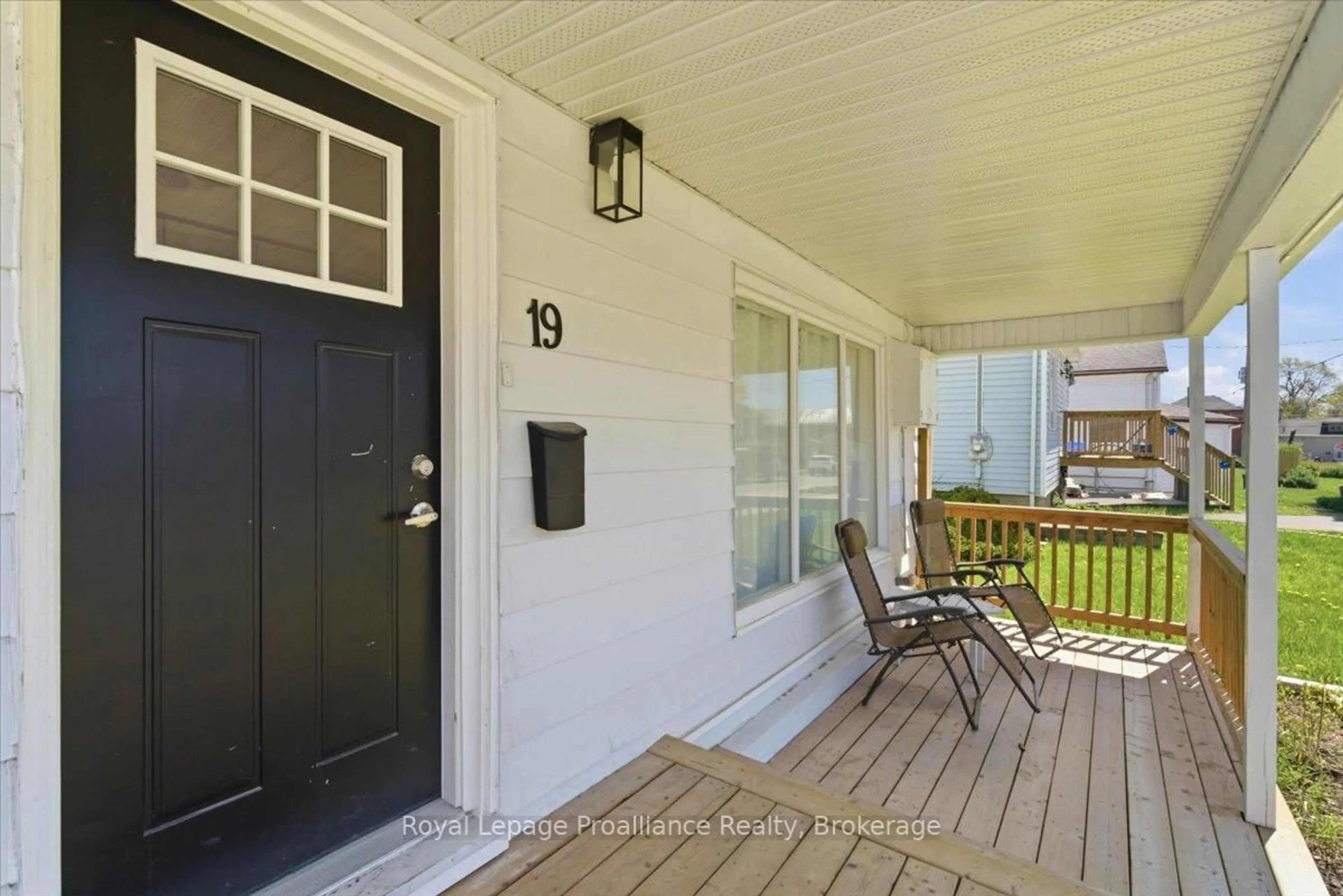 Unknown for 19 Boswell St, Belleville Ontario K8P 3K7