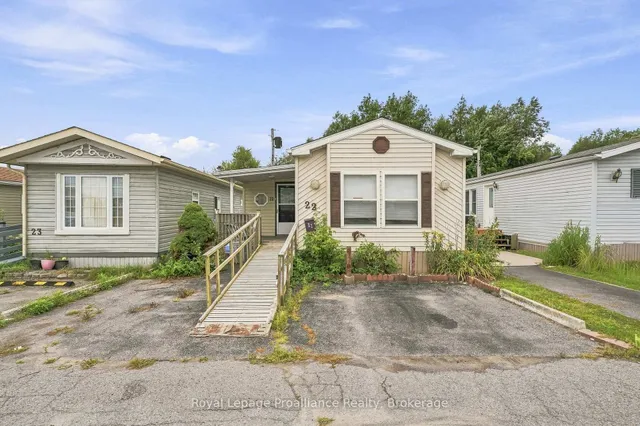 311 Dundas St #22, Quinte West 2