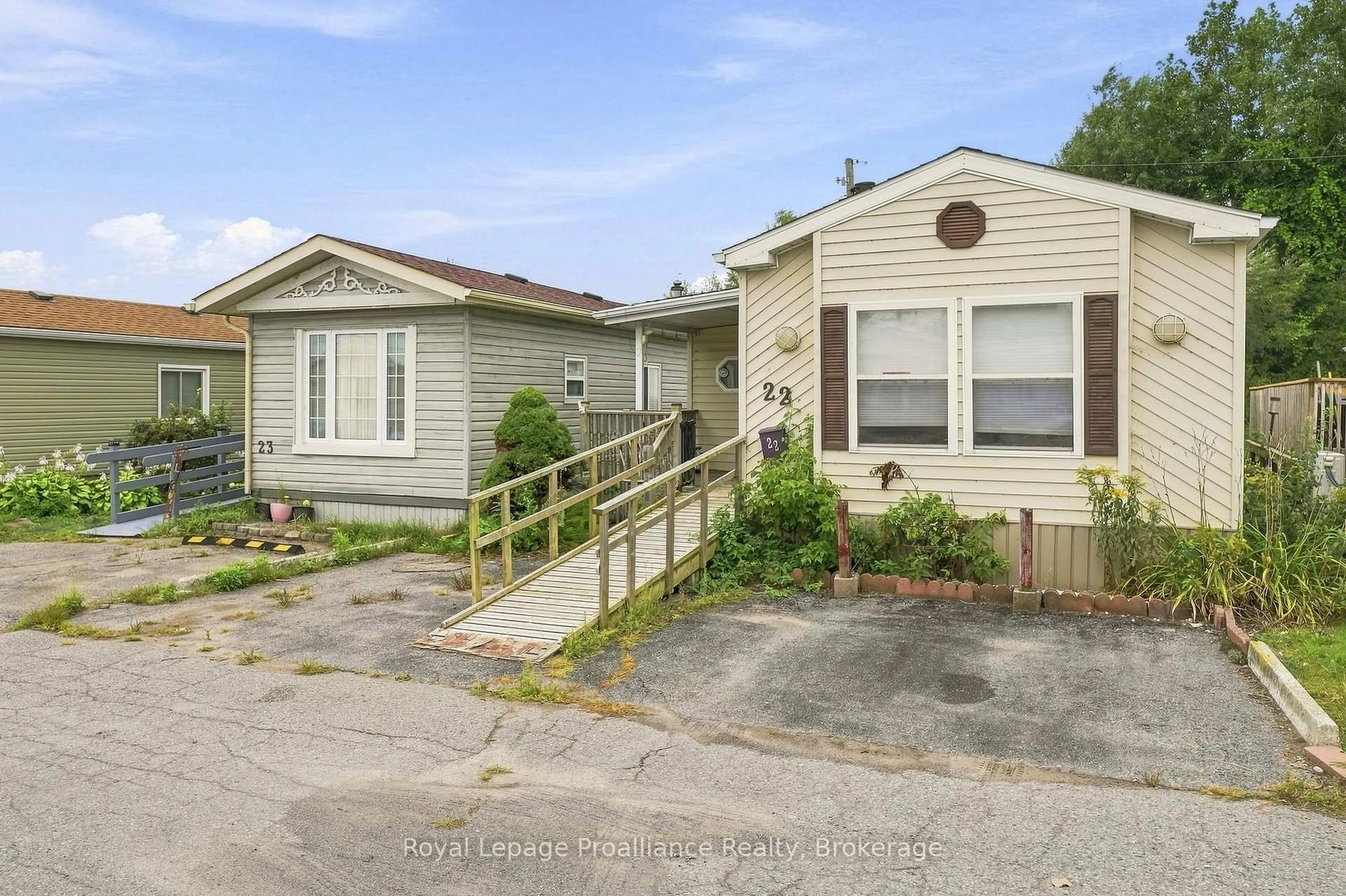 Home with vinyl exterior material, street for 311 Dundas St E Rear St #22, Quinte West Ontario K8V 1M1