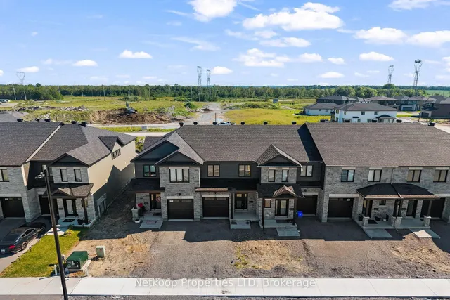 1158 Cope Dr, Stittsville 4