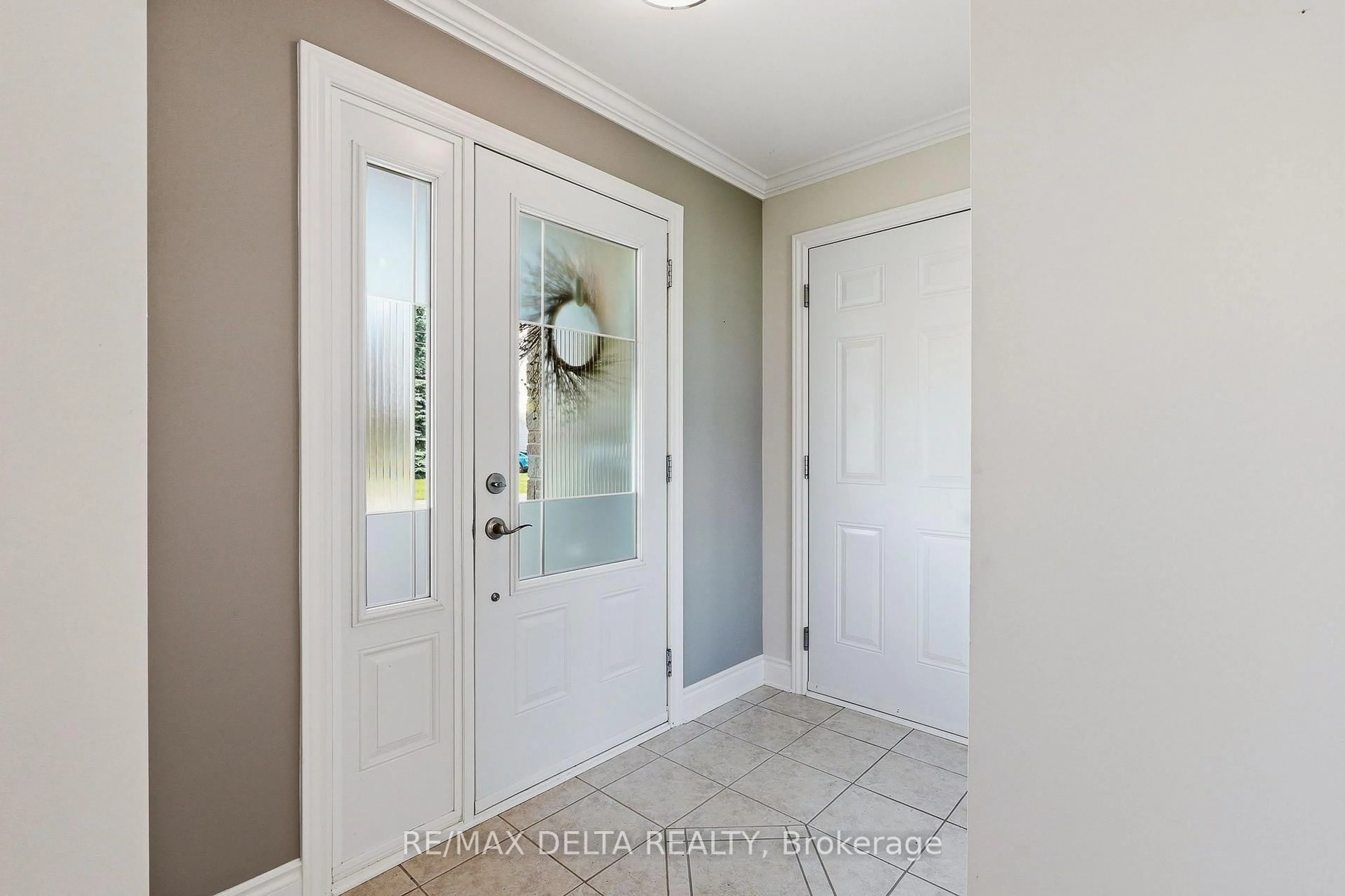 Indoor entryway for 131 Caledonia Rd, The Nation Ontario K0C 2B0