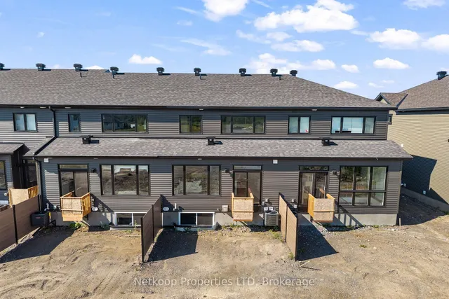 1162 Cope Dr, Stittsville 4