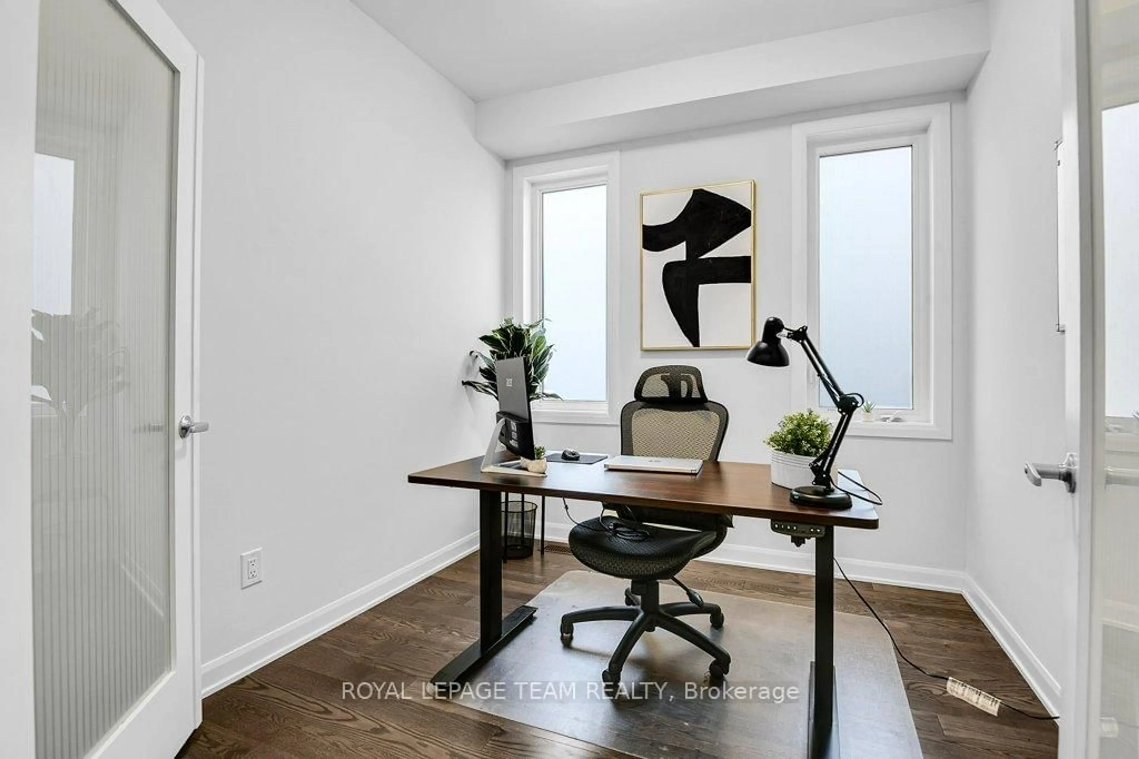 A pic of a room for 784 Cappamore Dr, Ottawa Ontario K2J 6V6