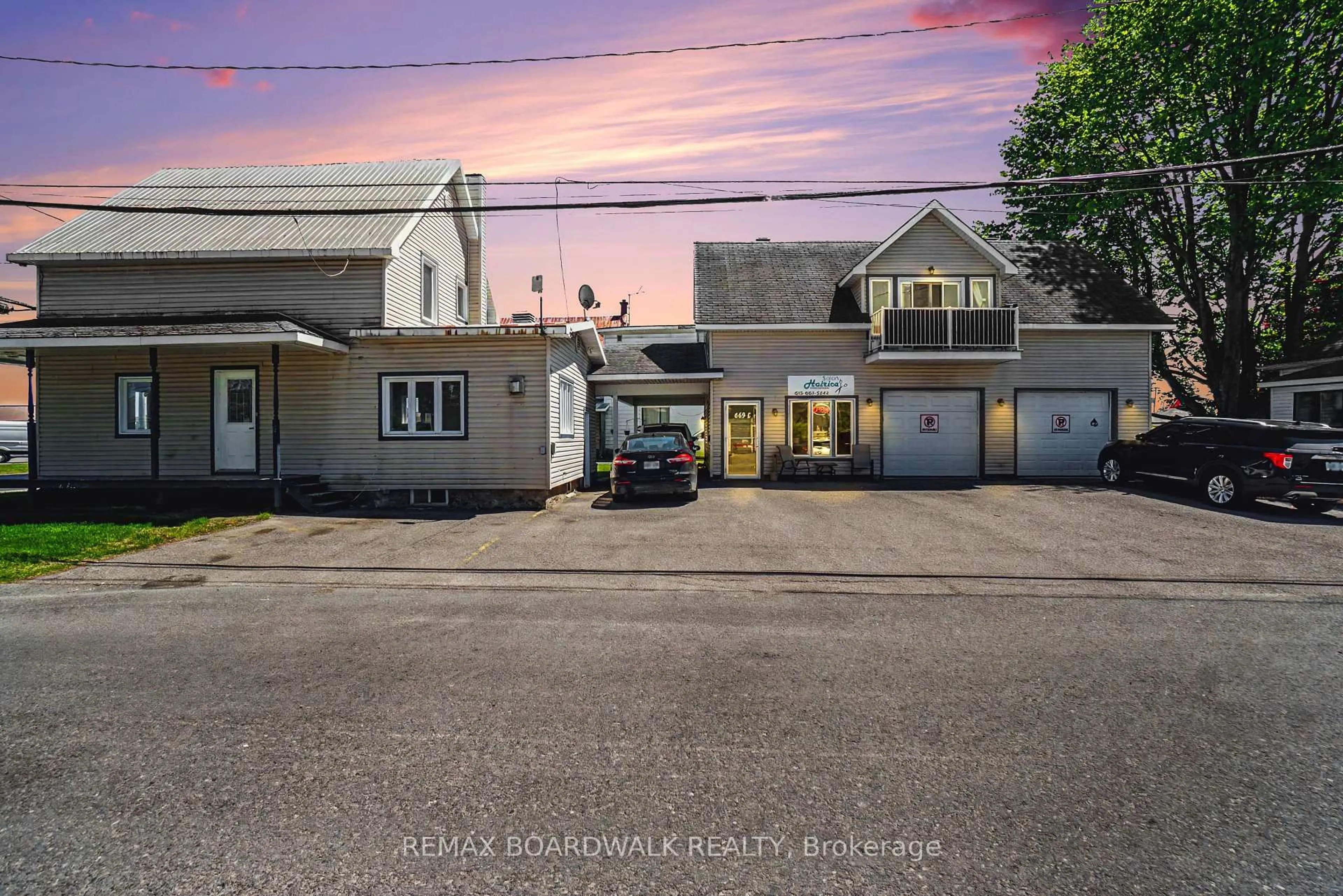 A pic from outside/outdoor area/front of a property/back of a property/a pic from drone, street for 683 Principale St, Casselman Ontario K0A 1M0