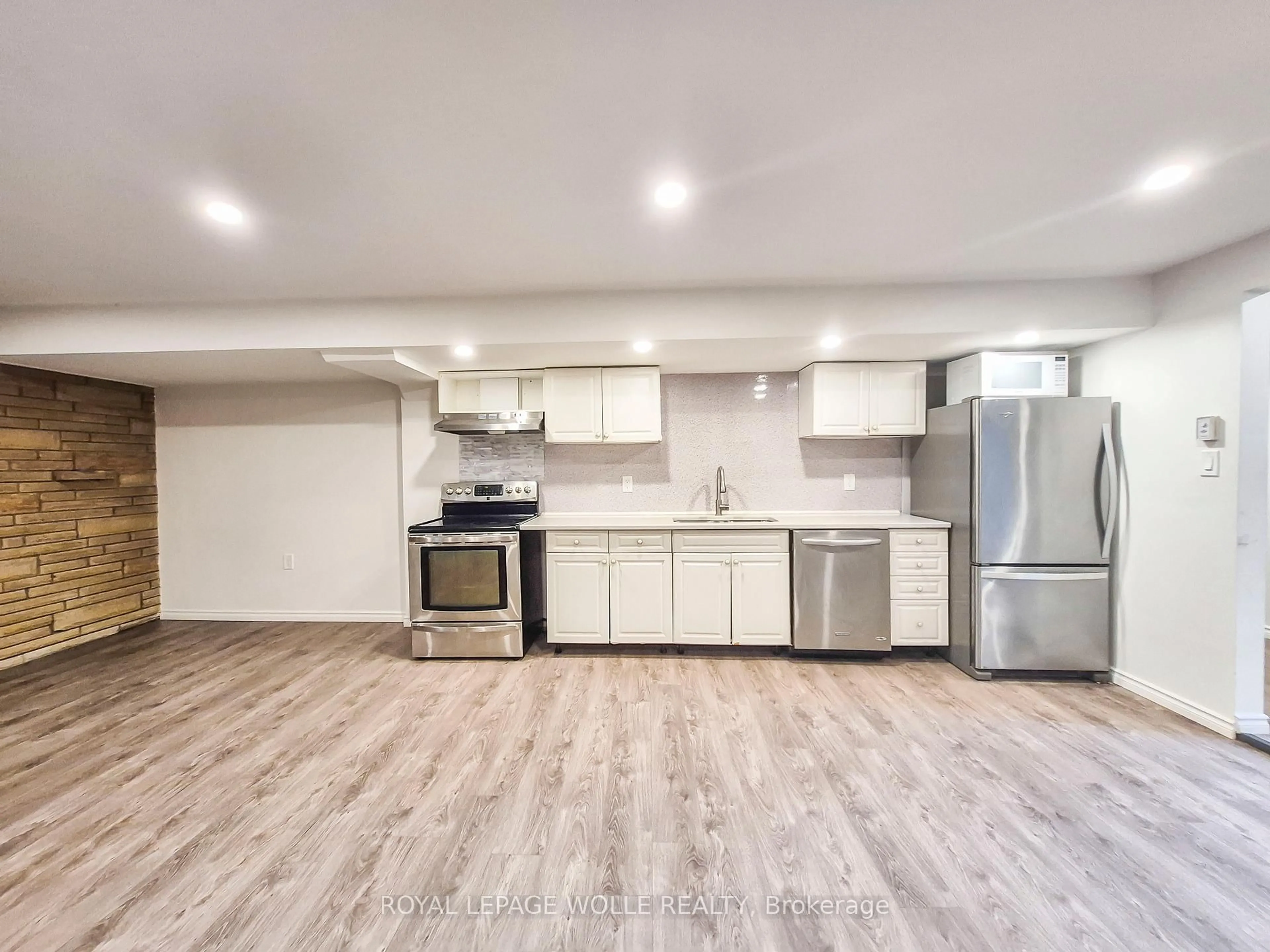 Open concept kitchen, unknown for 11 Duncairn Ave, Kitchener Ontario N2M 4S5